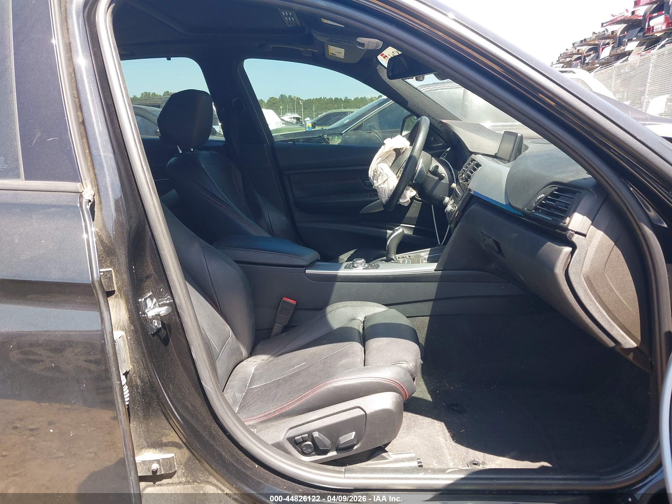 BMW 335I image 5