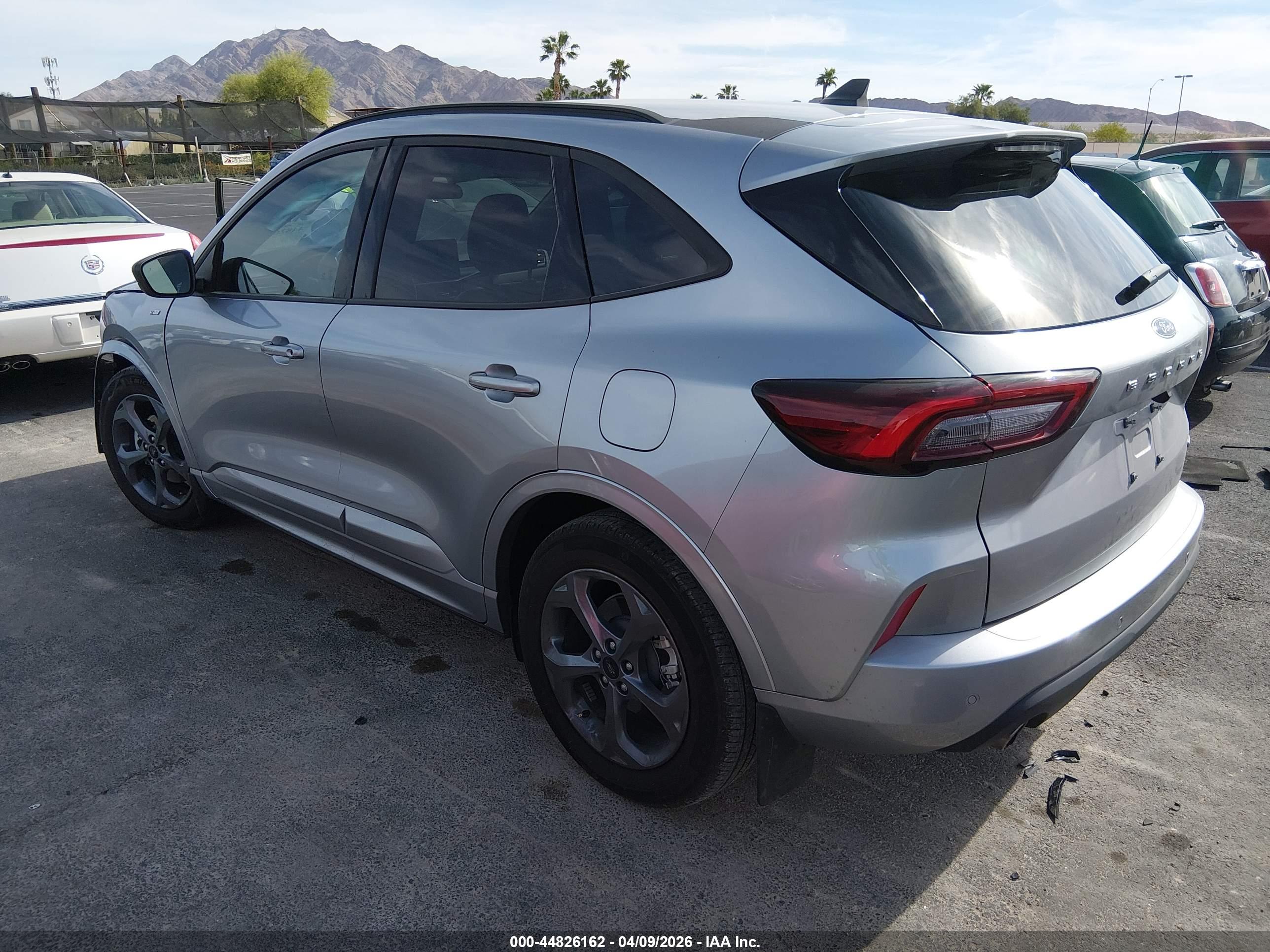 FORD ESCAPE image 3