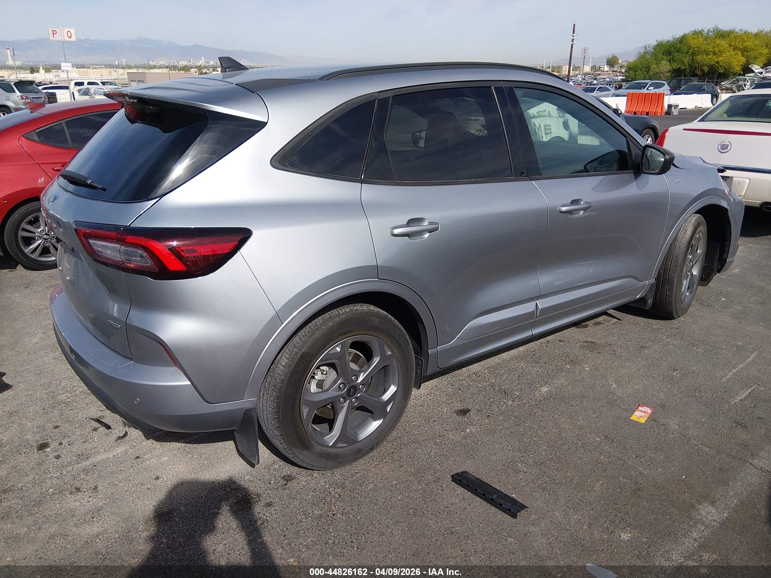 FORD ESCAPE image 4