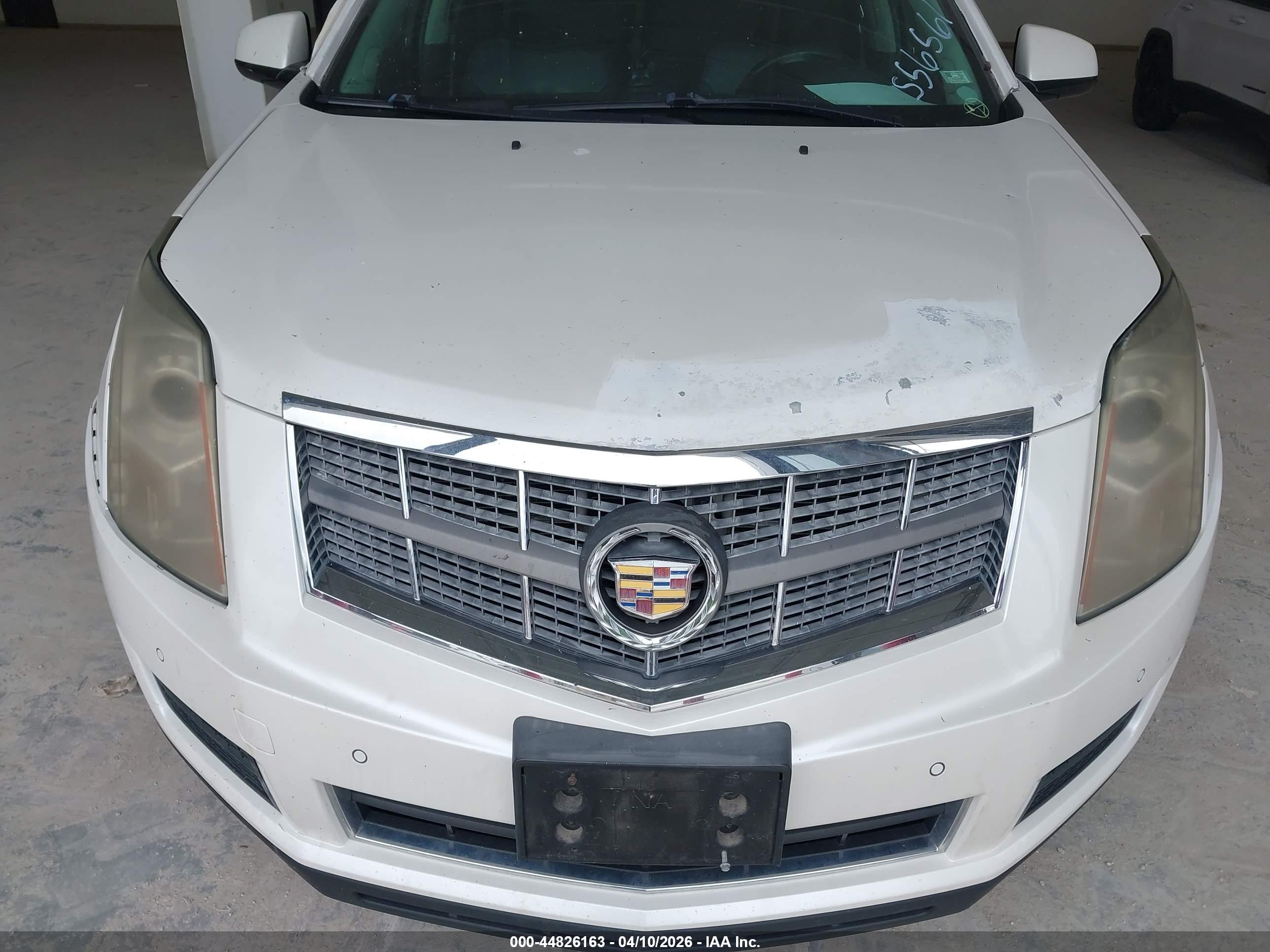 CADILLAC SRX image 6