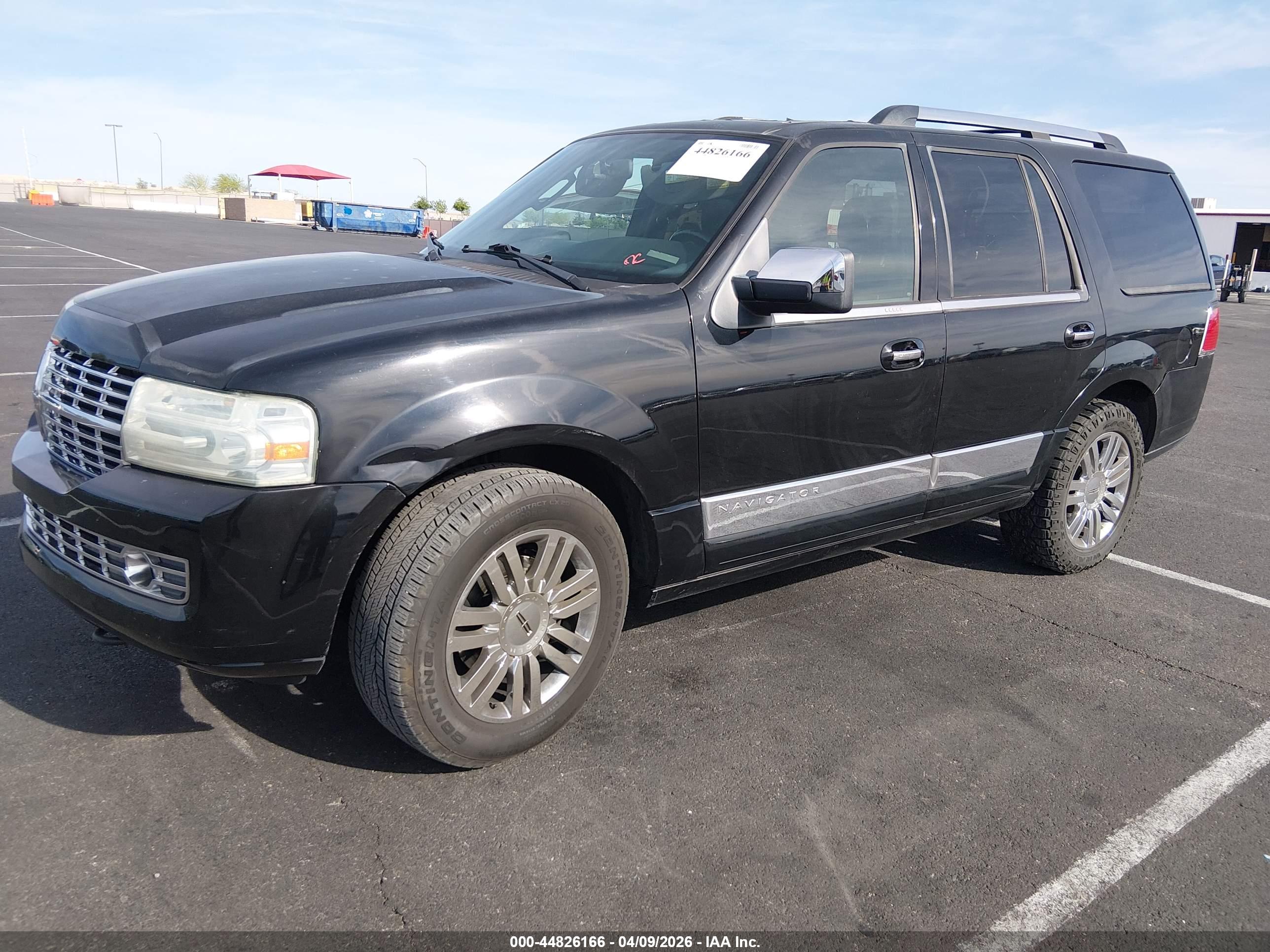 LINCOLN NAVIGATOR image 2