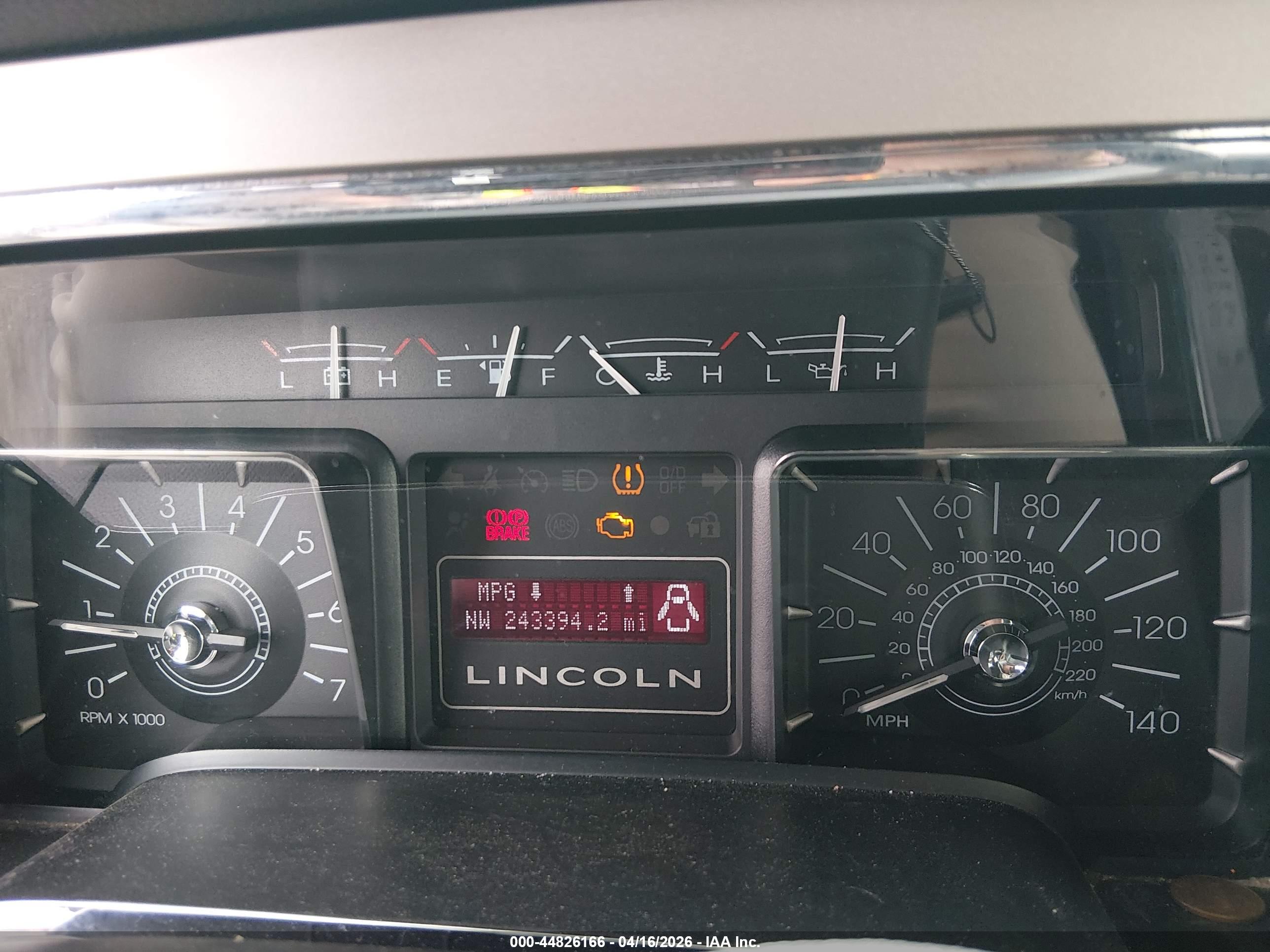 LINCOLN NAVIGATOR image 7