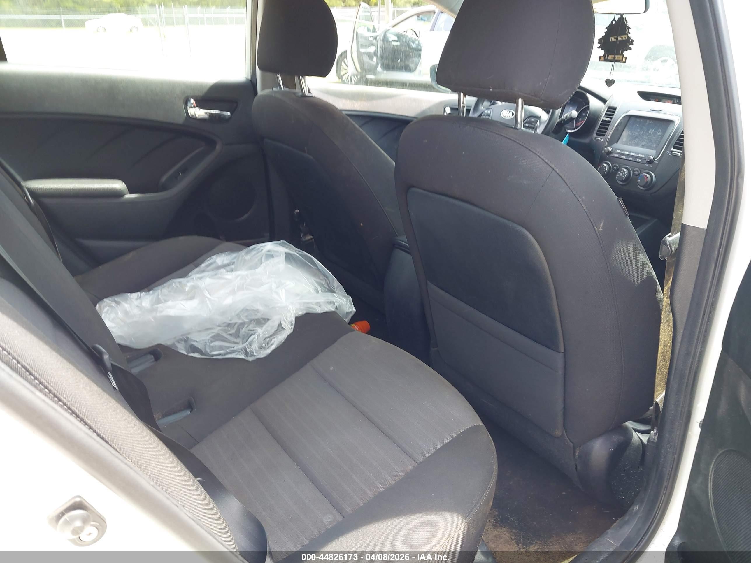 KIA FORTE image 8