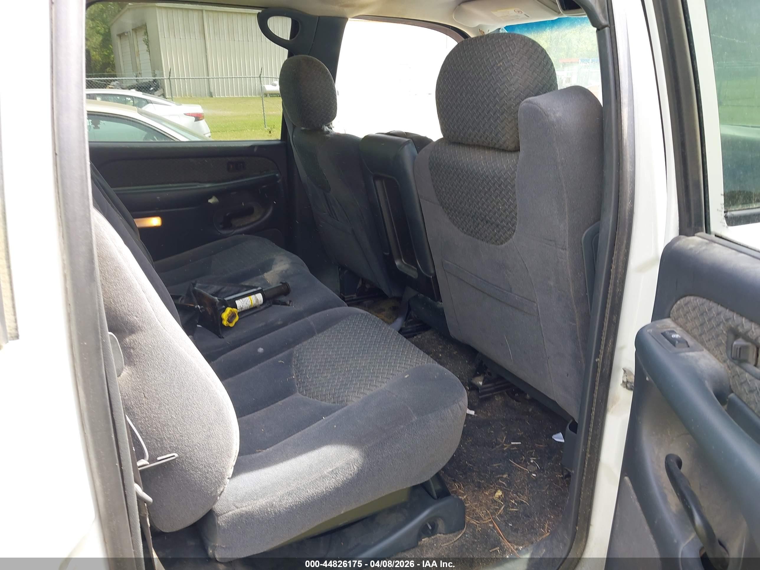 CHEVROLET AVALANCHE image 8