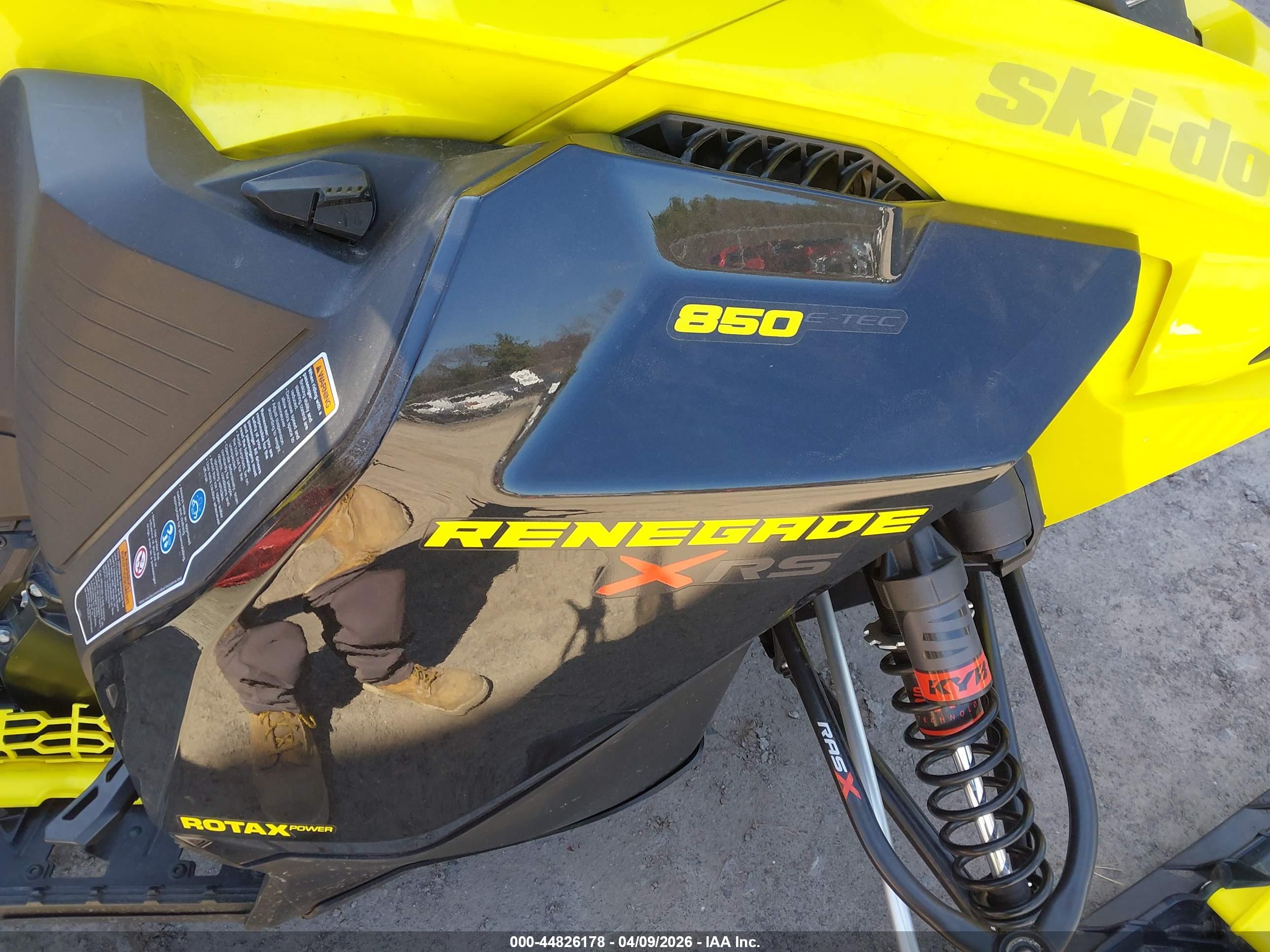 SKI-DOO RENEGADE image 10