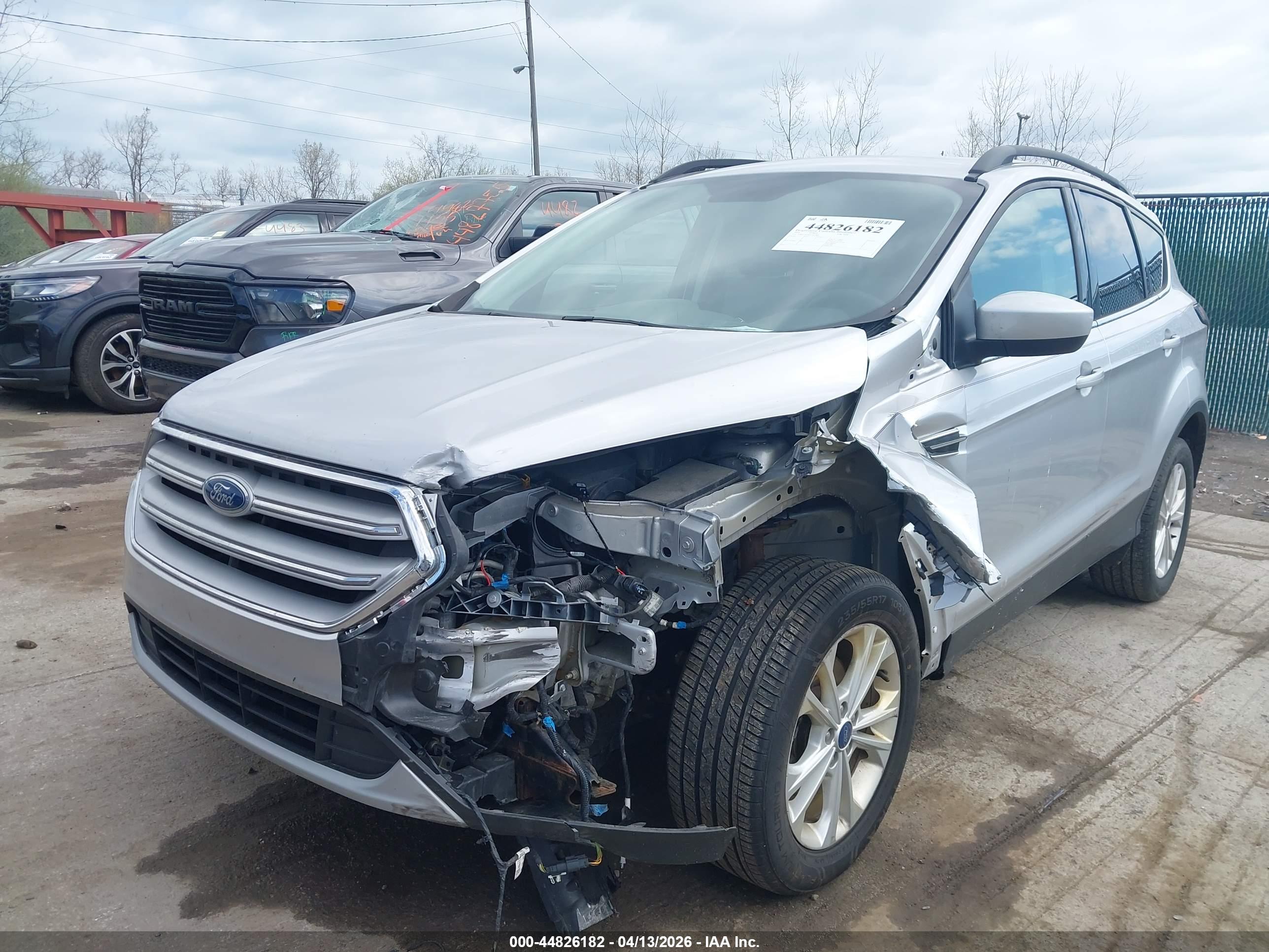 FORD ESCAPE image 2
