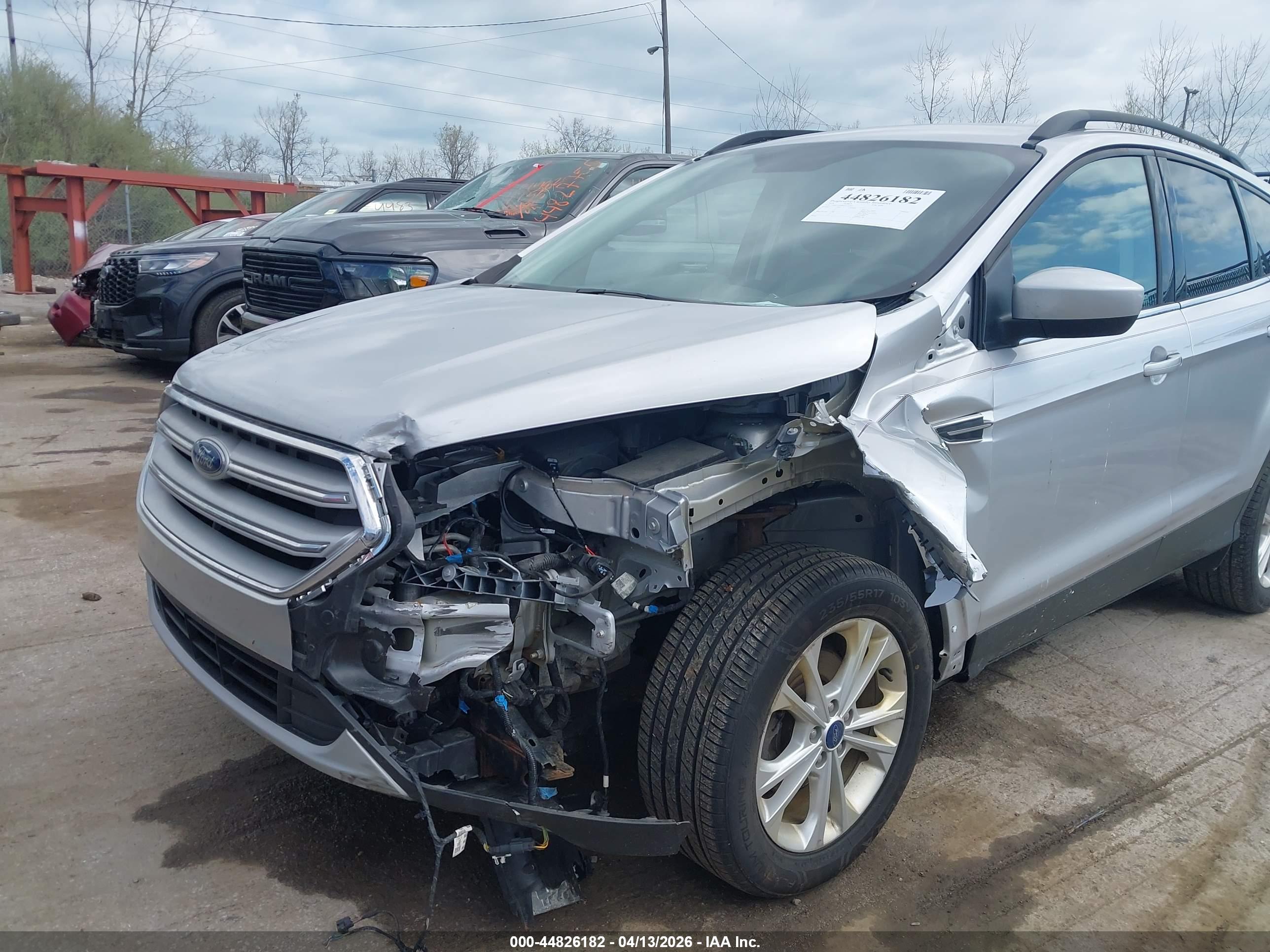 FORD ESCAPE image 6