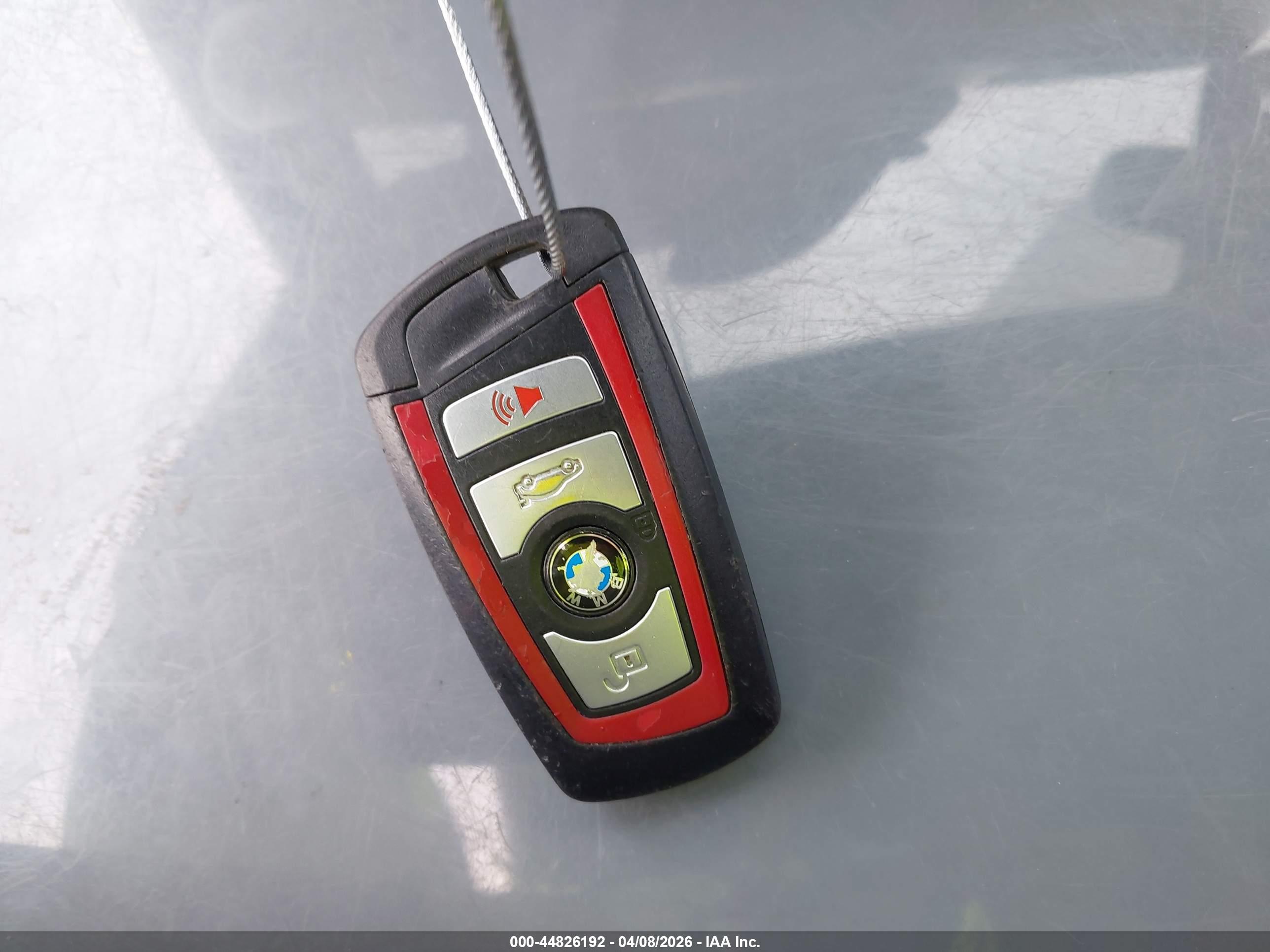 BMW 330I image 11