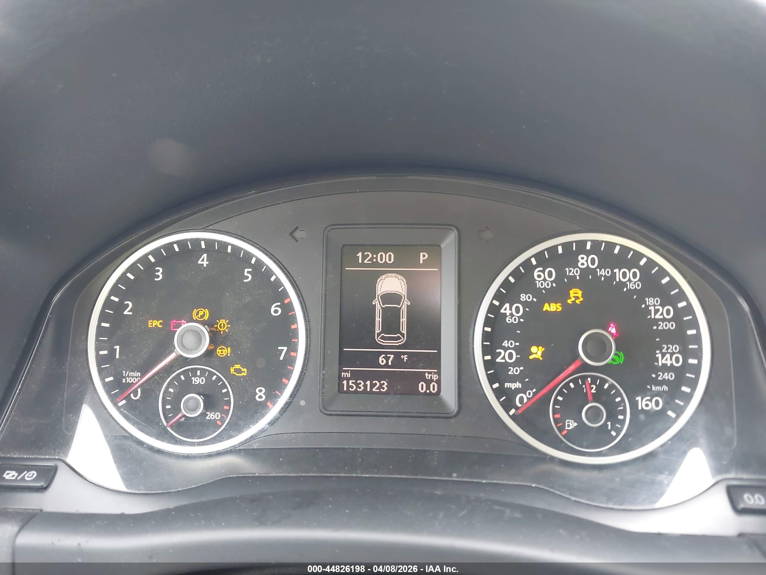 VOLKSWAGEN TIGUAN image 7