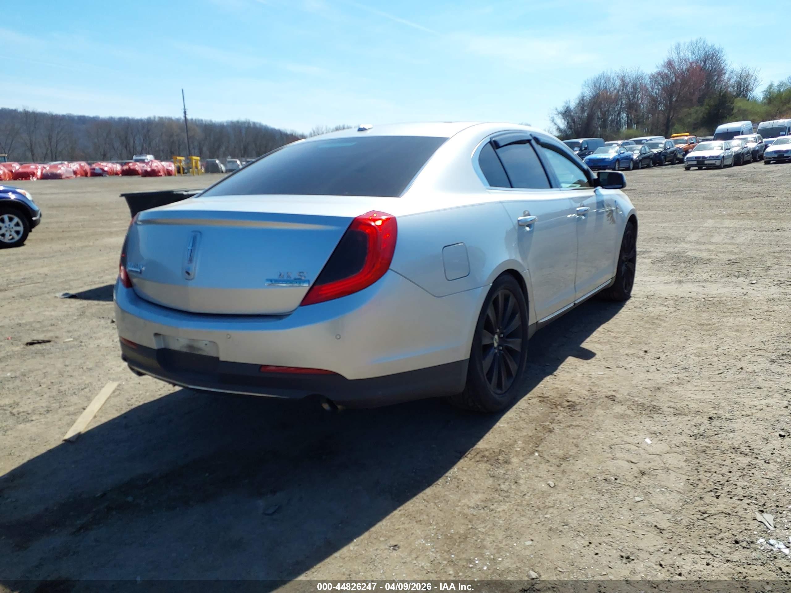 LINCOLN MKS image 4