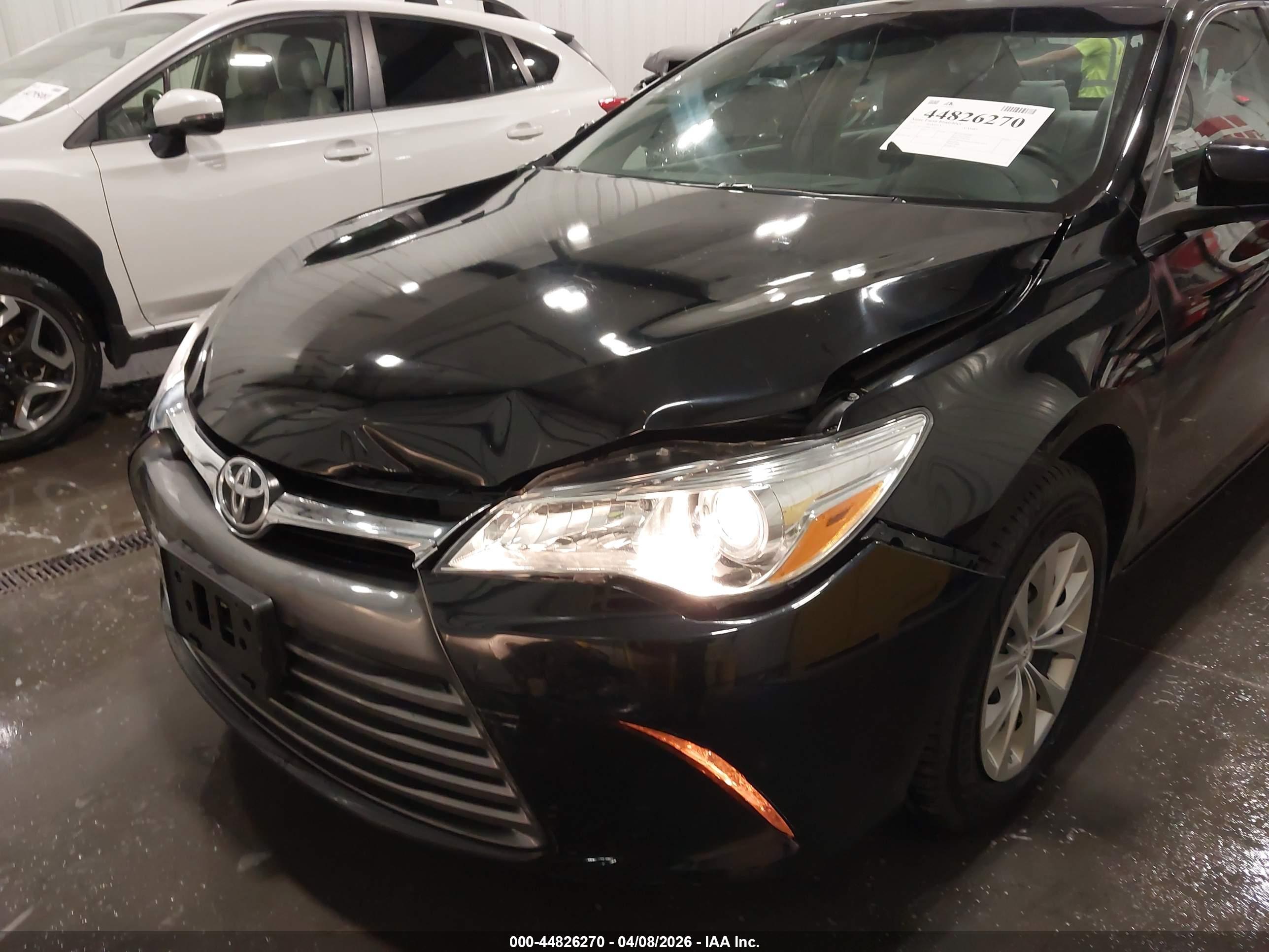 TOYOTA CAMRY image 6