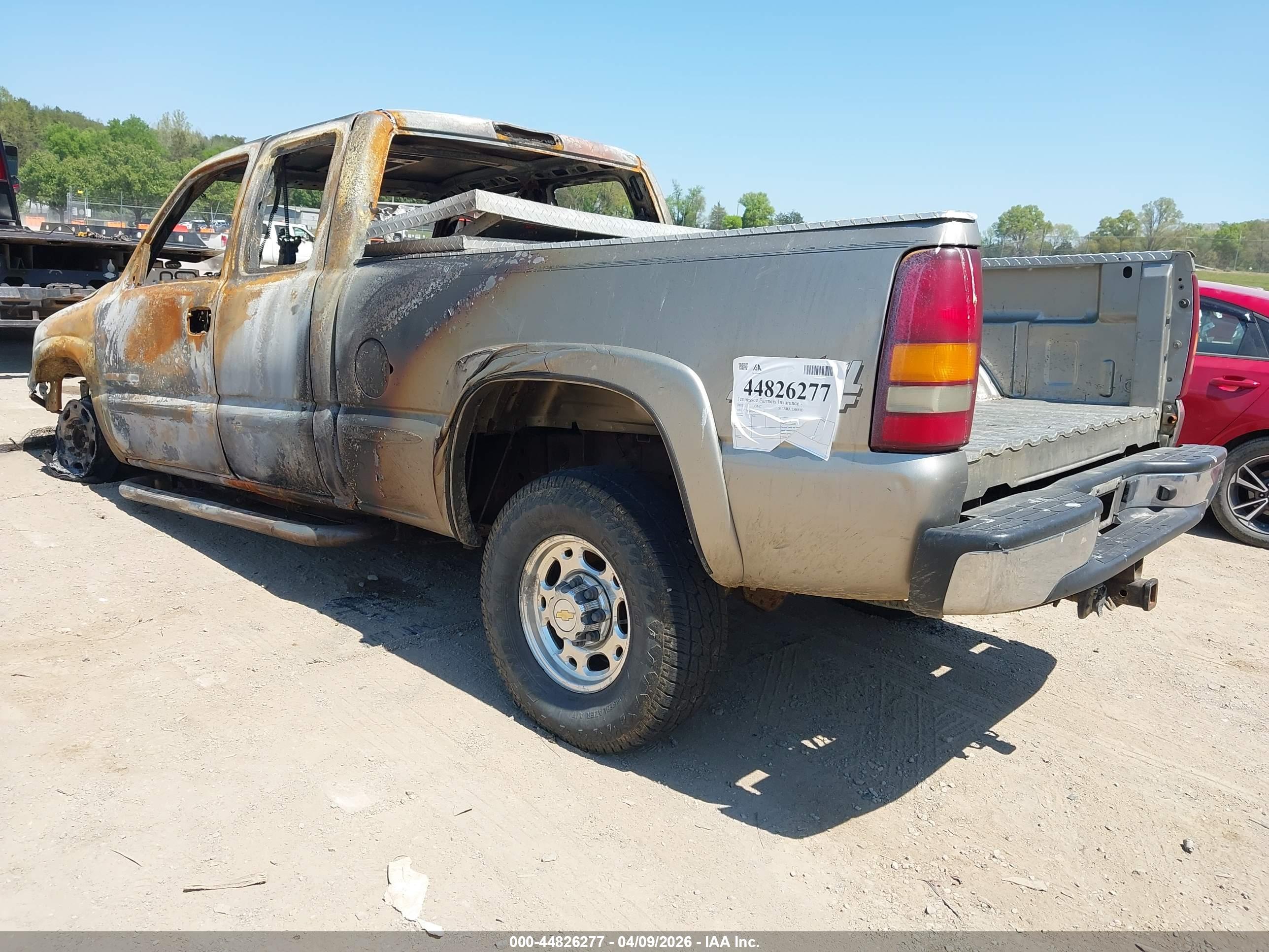 GMC SIERRA image 3