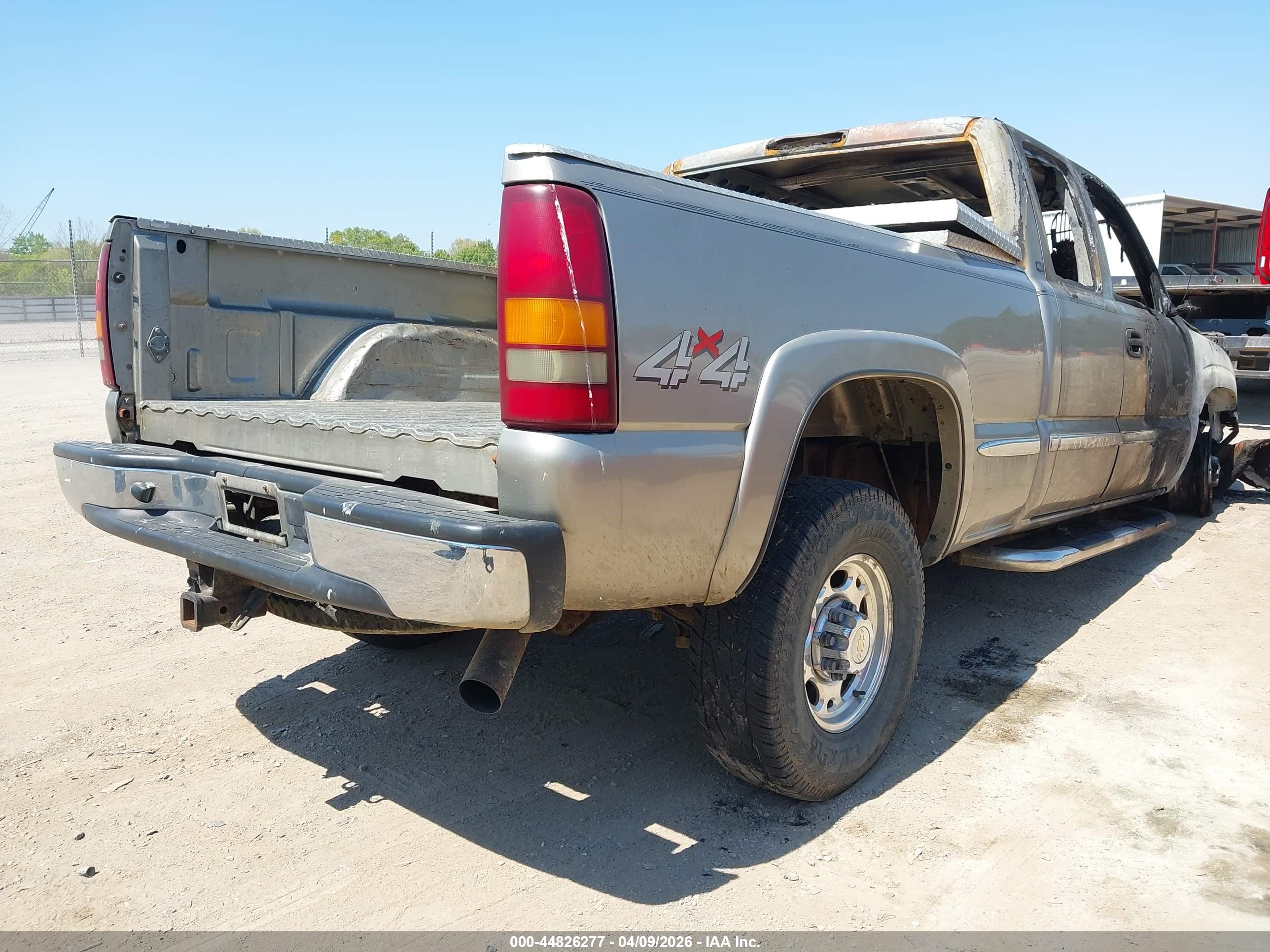 GMC SIERRA image 4