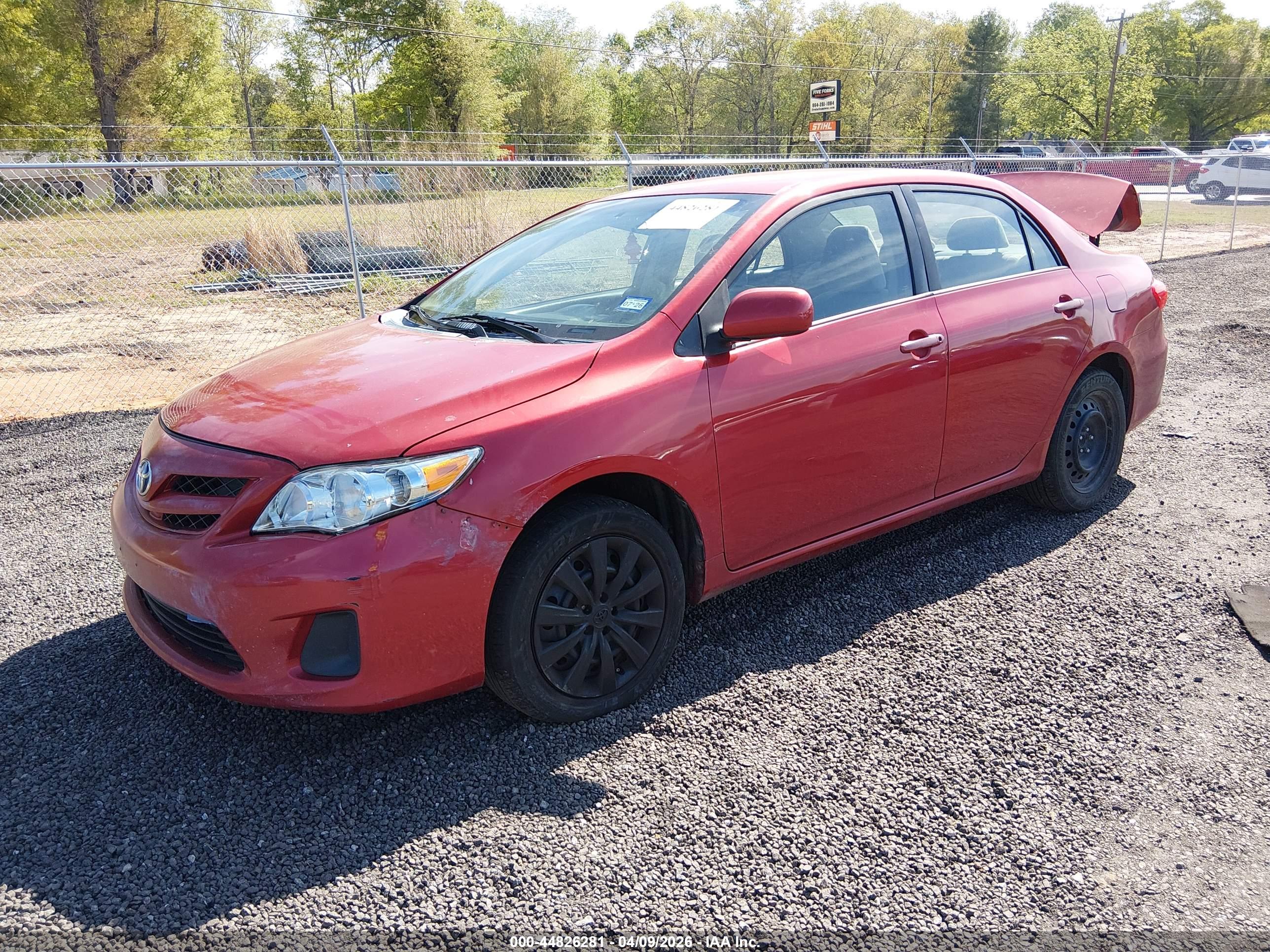TOYOTA COROLLA image 2
