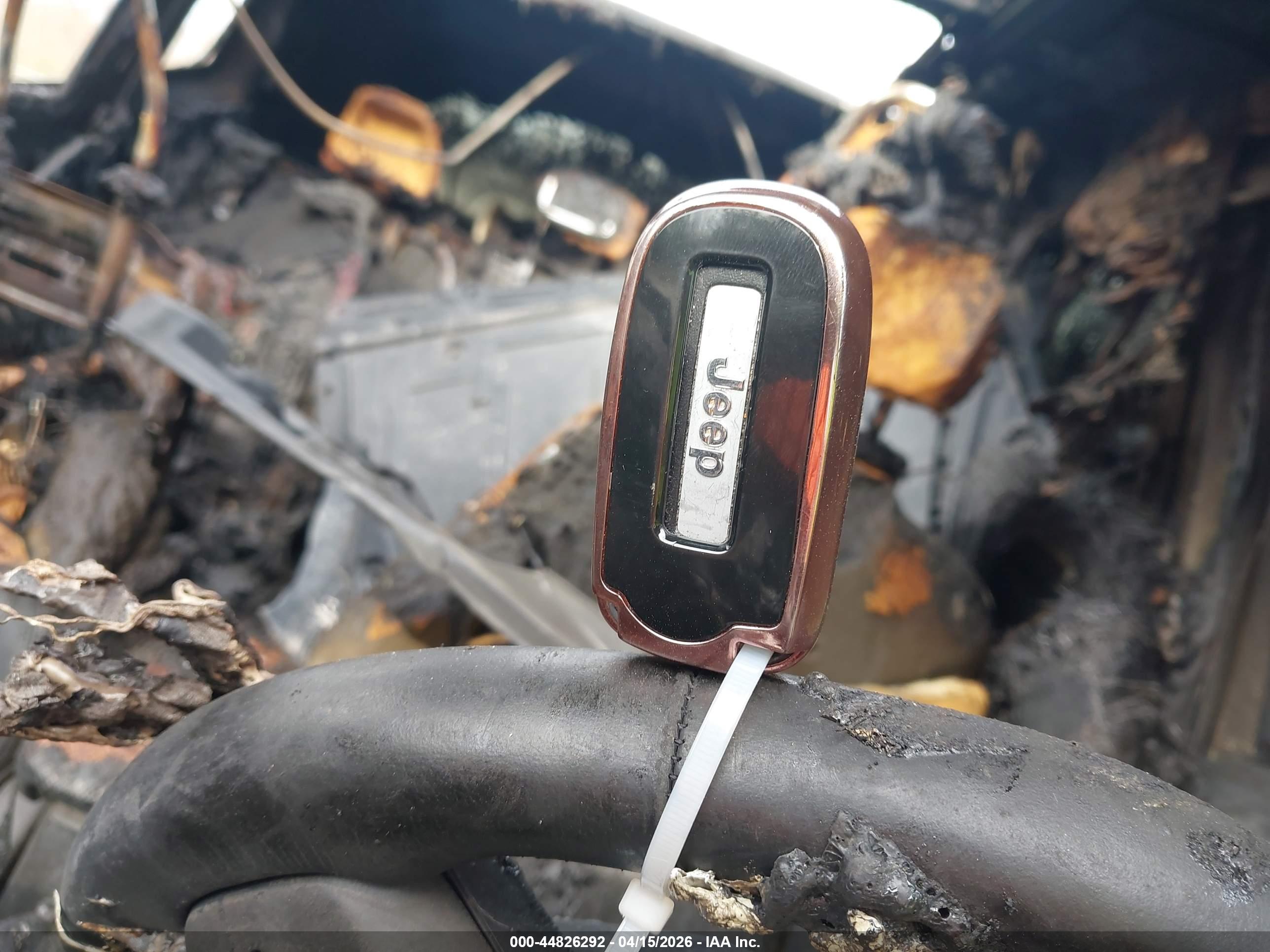 JEEP RENEGADE image 11