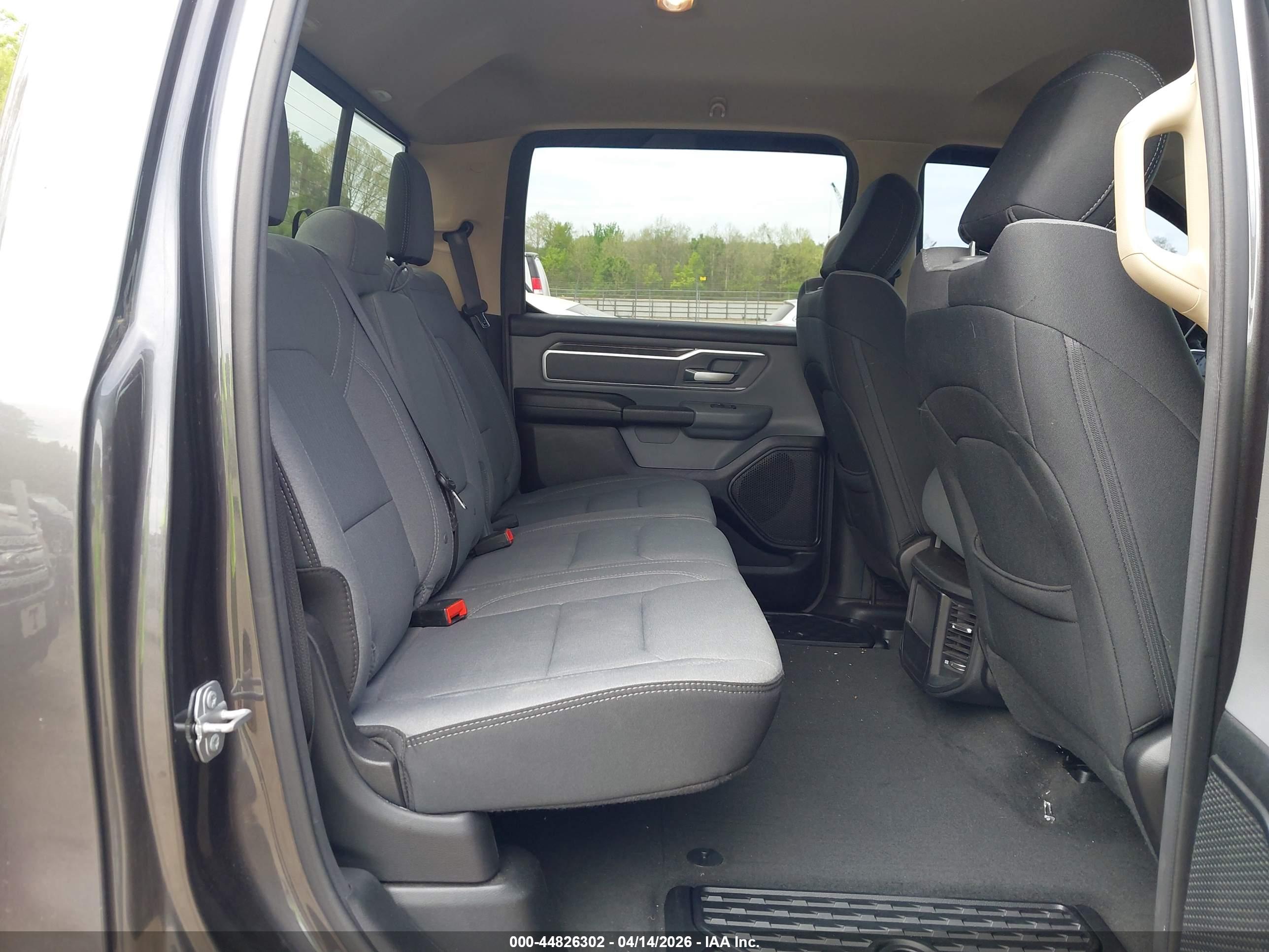 RAM 1500 image 8