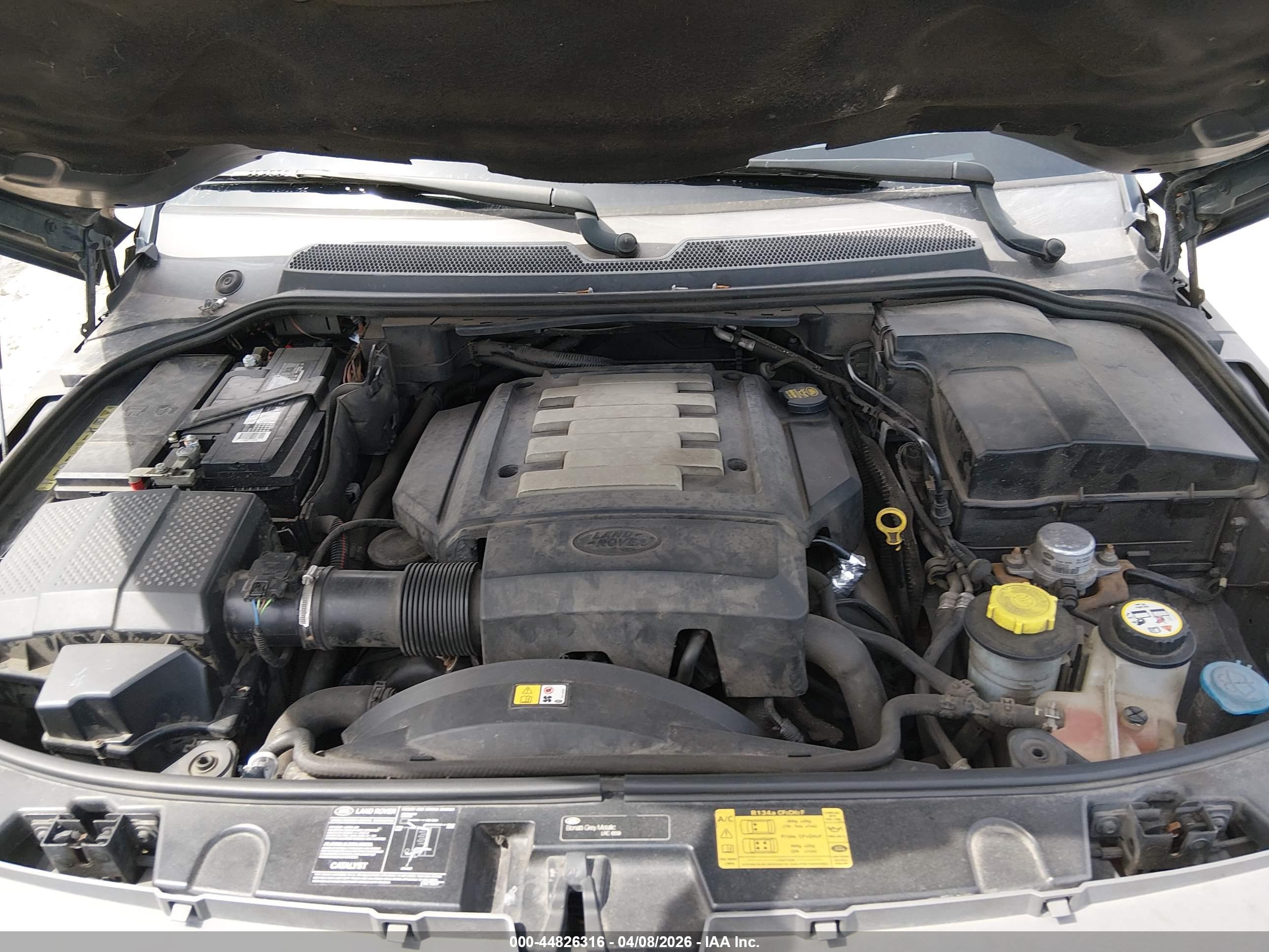 LAND ROVER image 10