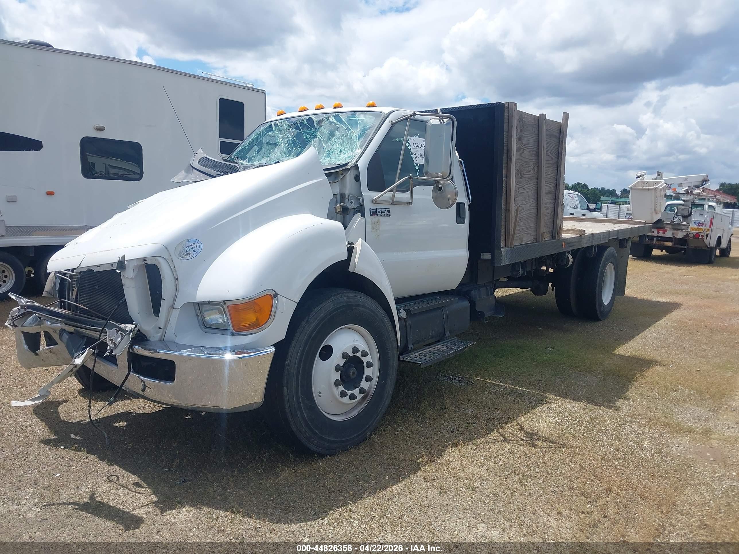 FORD F-650 image 2