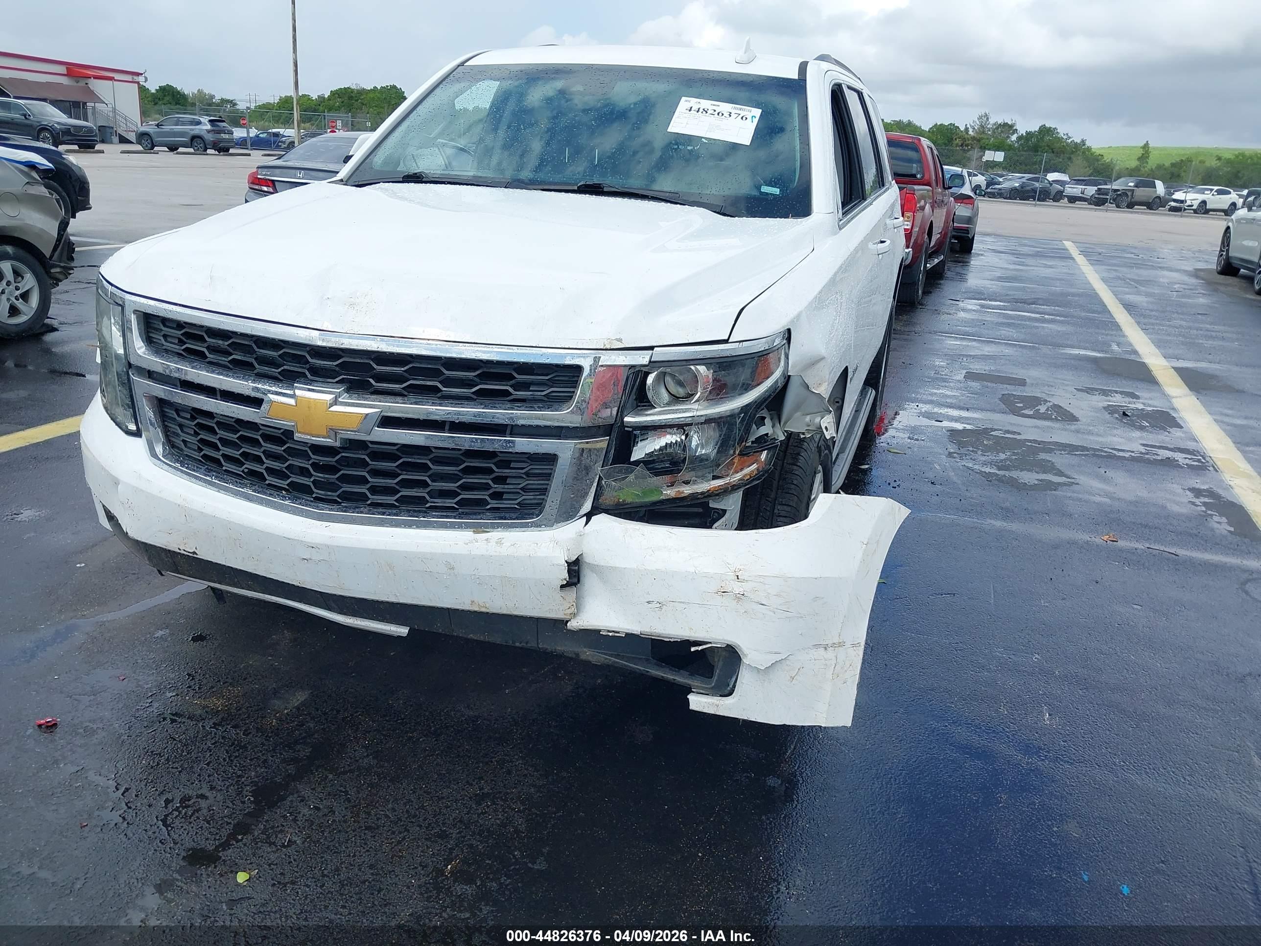 CHEVROLET TAHOE image 6
