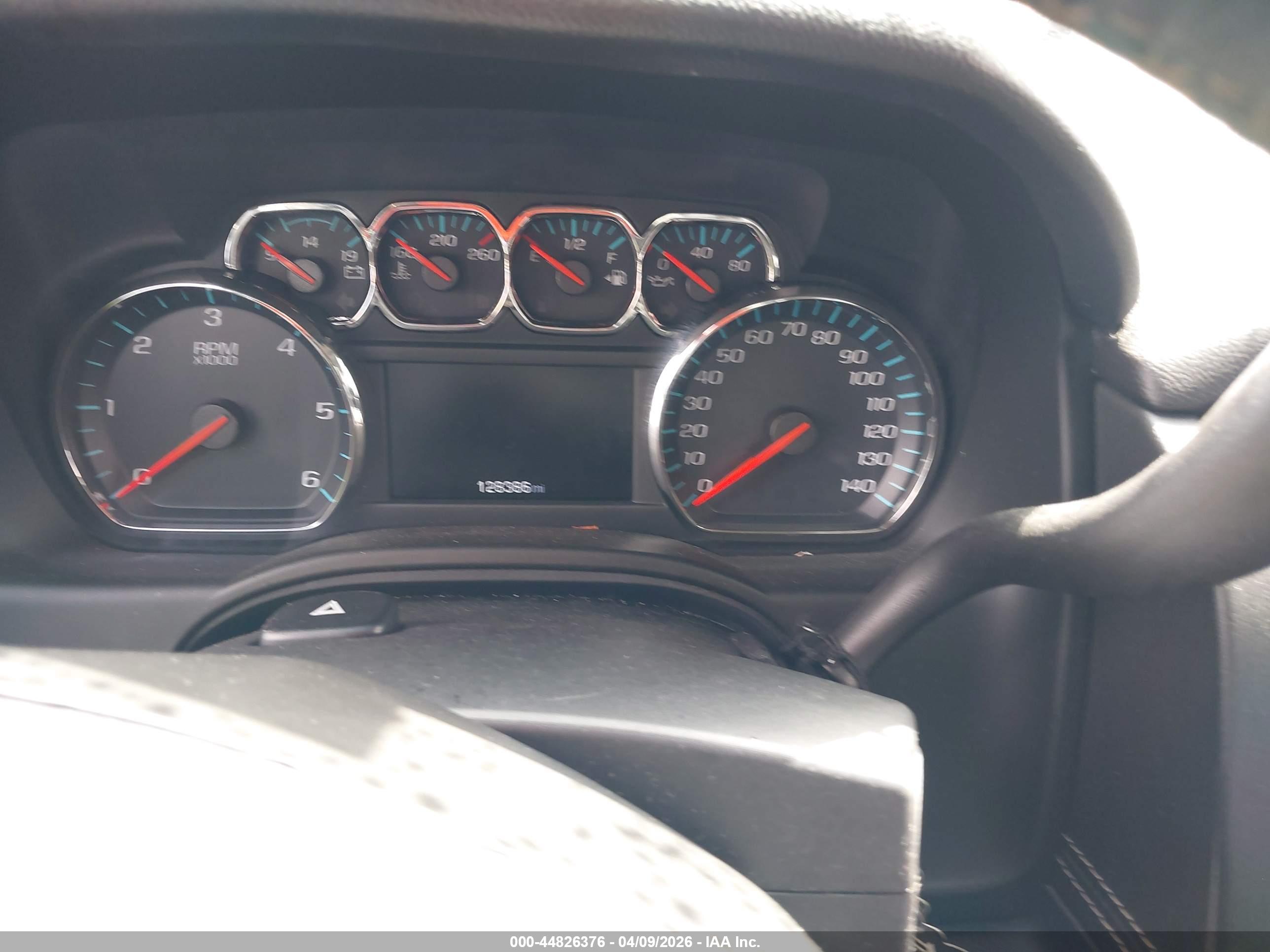 CHEVROLET TAHOE image 7