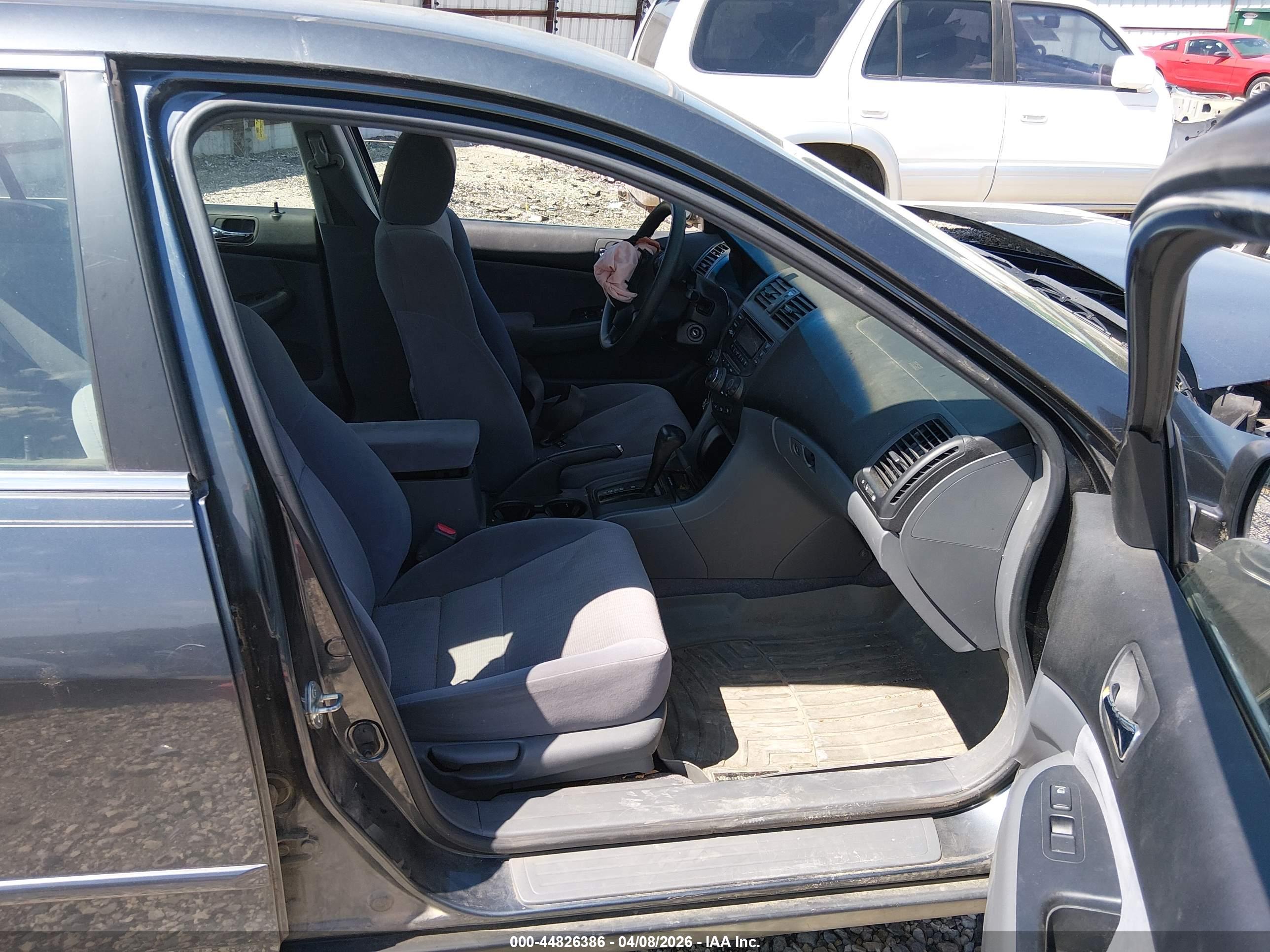 HONDA ACCORD image 5