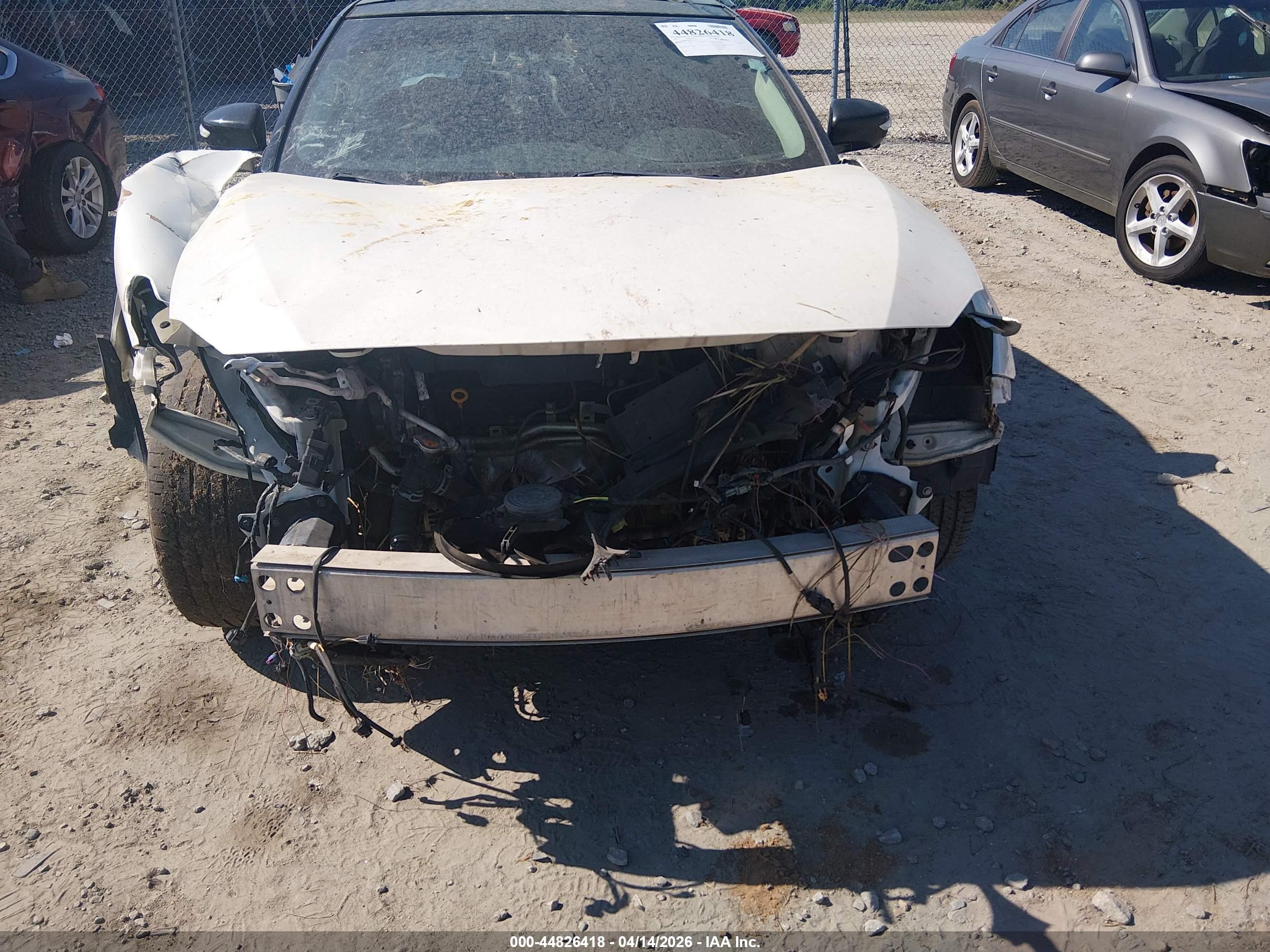 NISSAN MAXIMA image 6
