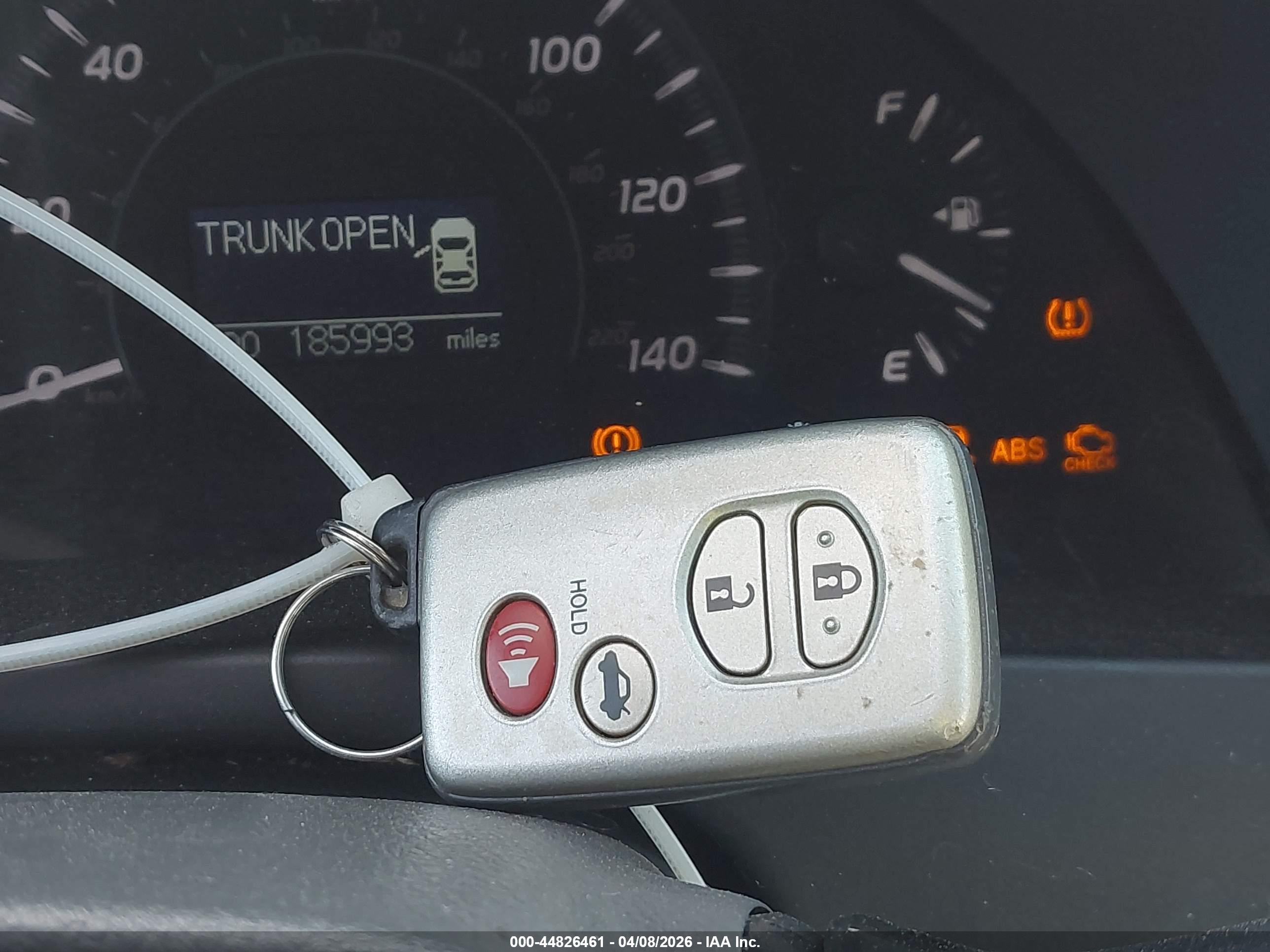 TOYOTA CAMRY image 11