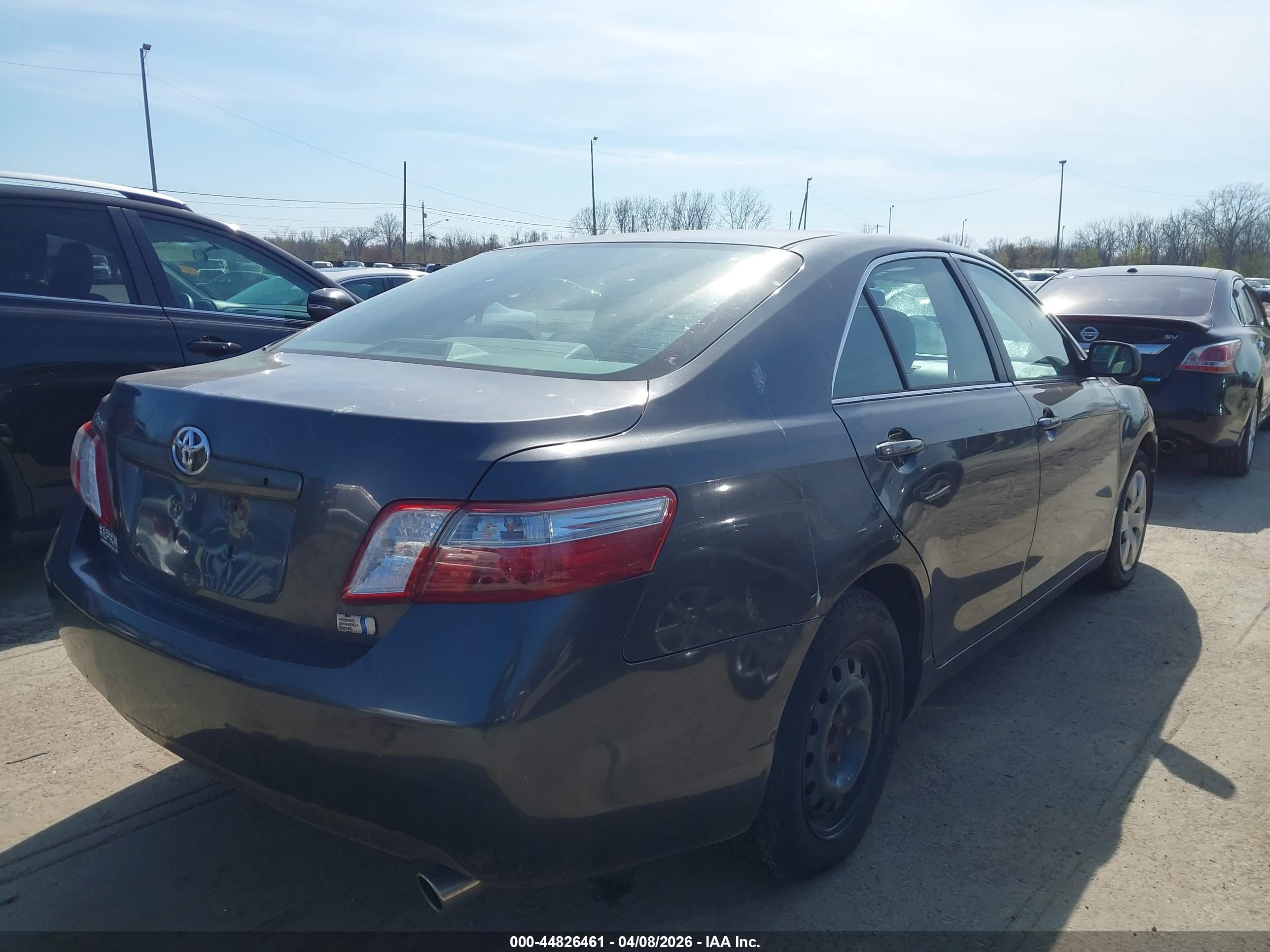 TOYOTA CAMRY image 4