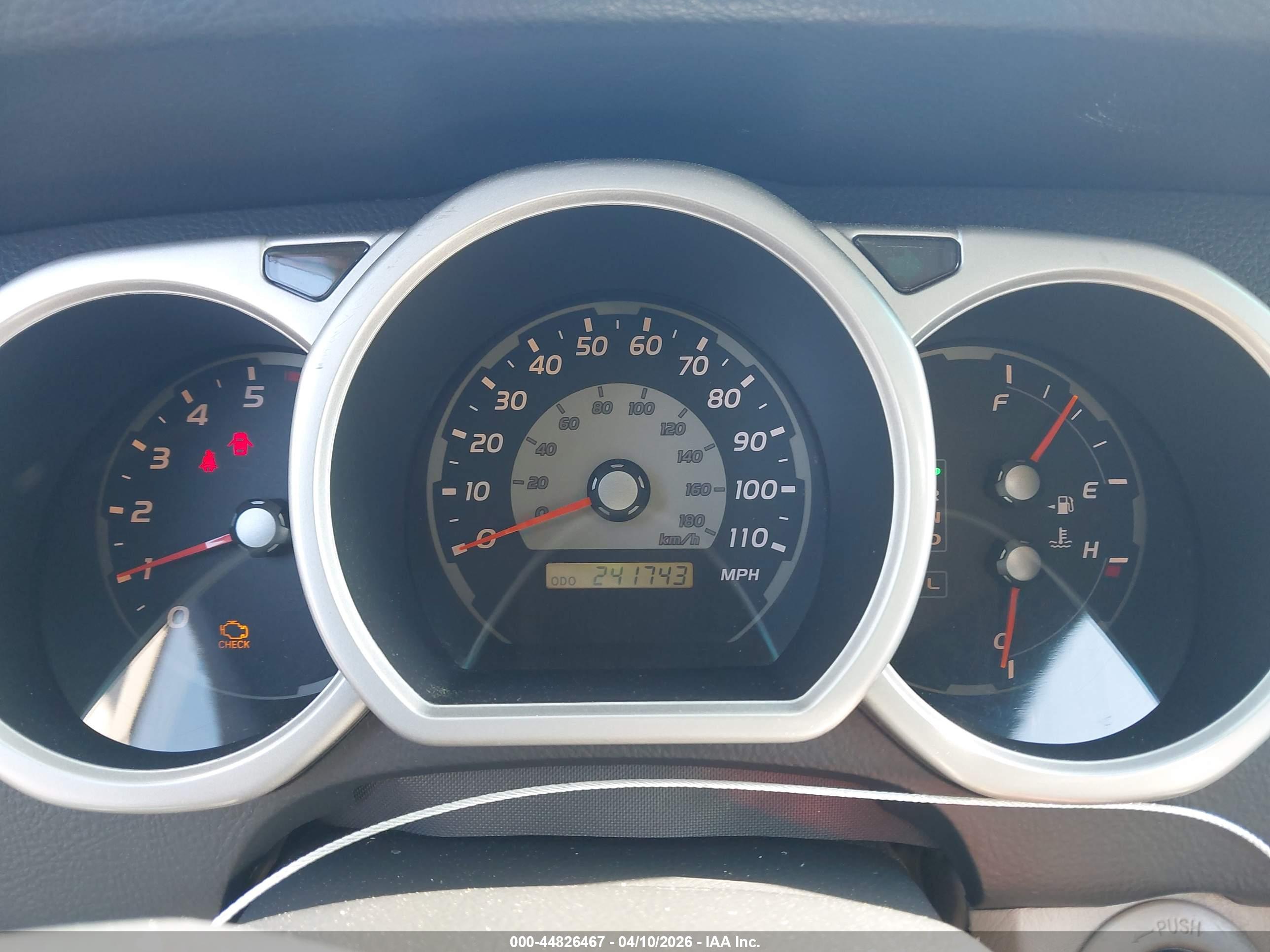 TOYOTA 4RUNNER image 7