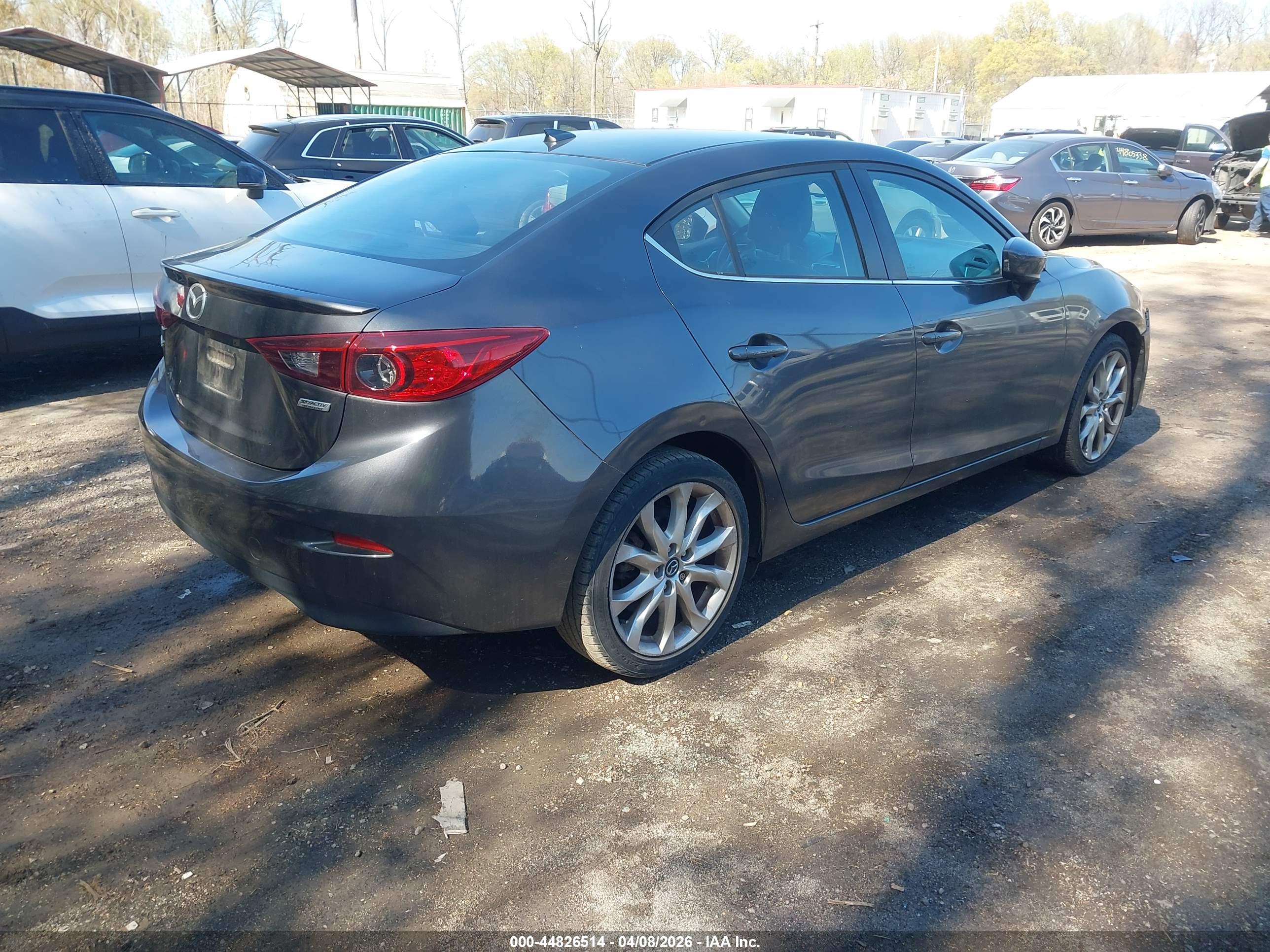 MAZDA MAZDA3 image 4