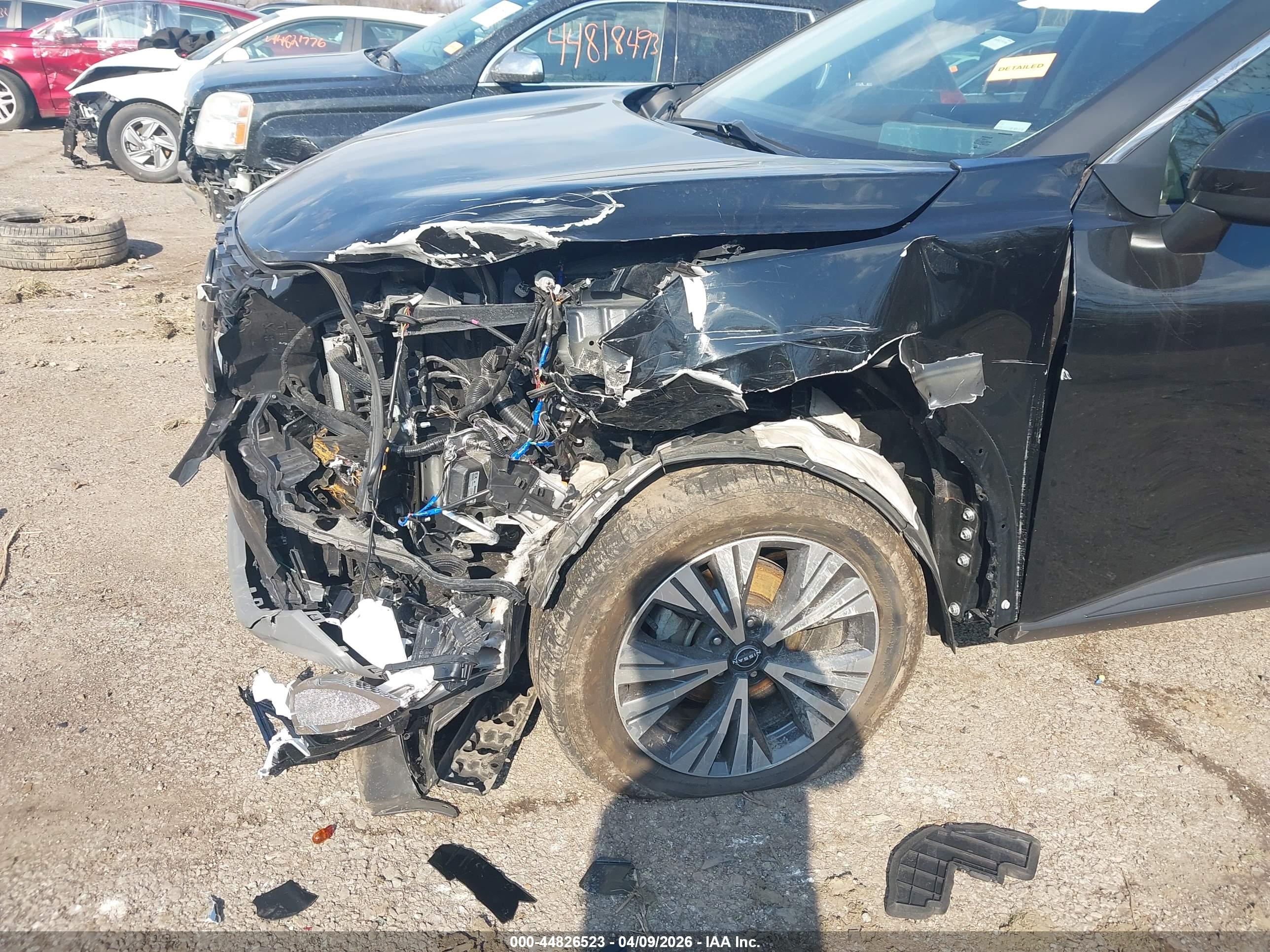 NISSAN ROGUE image 6