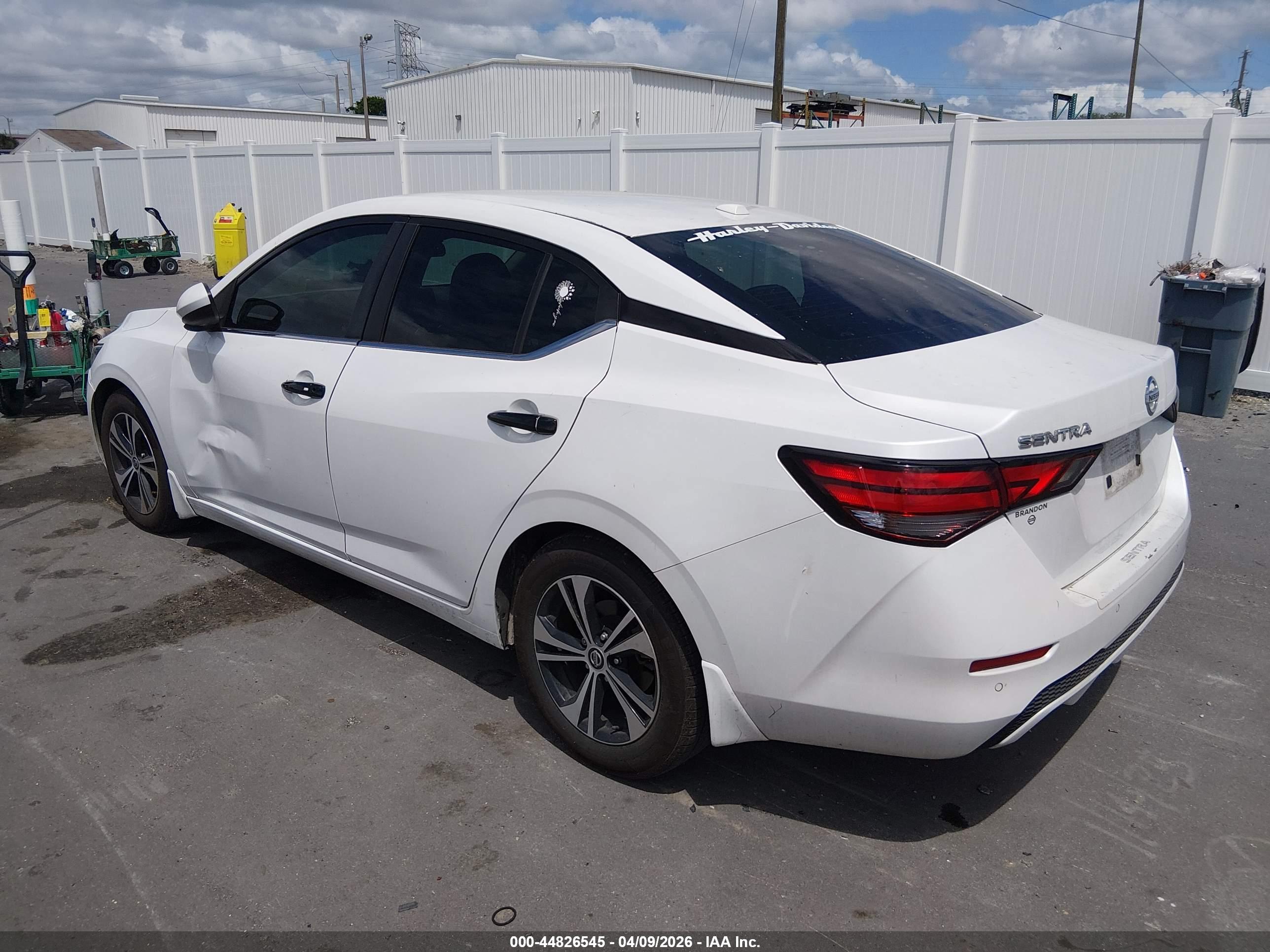 NISSAN SENTRA image 3