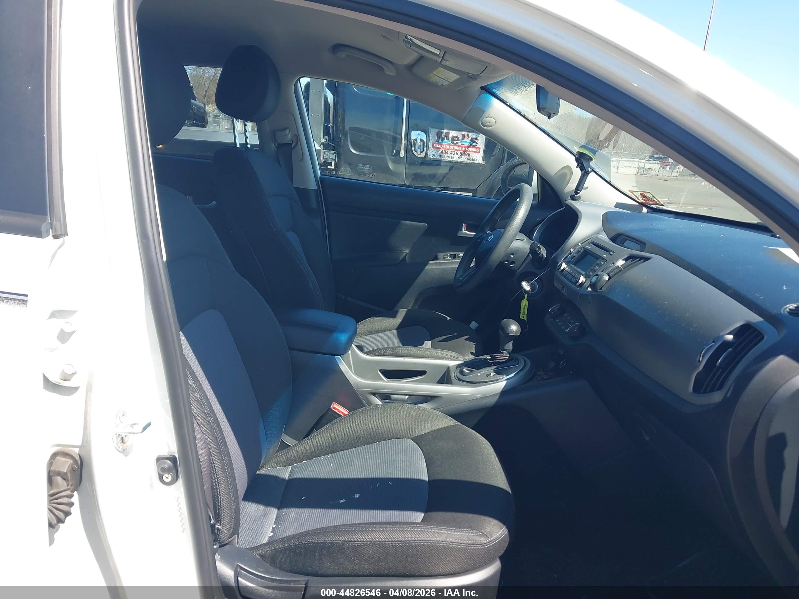 KIA SPORTAGE image 5
