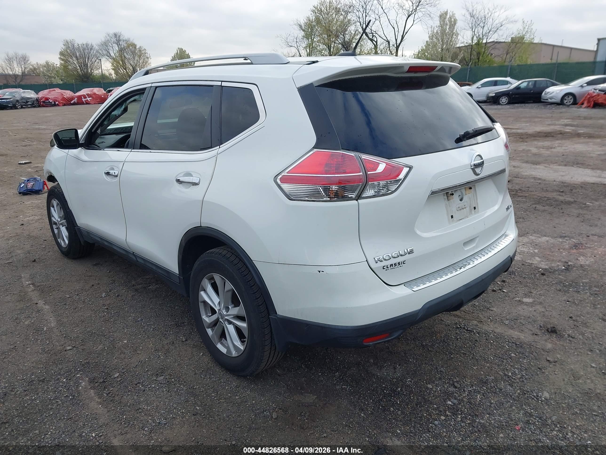 NISSAN ROGUE image 3