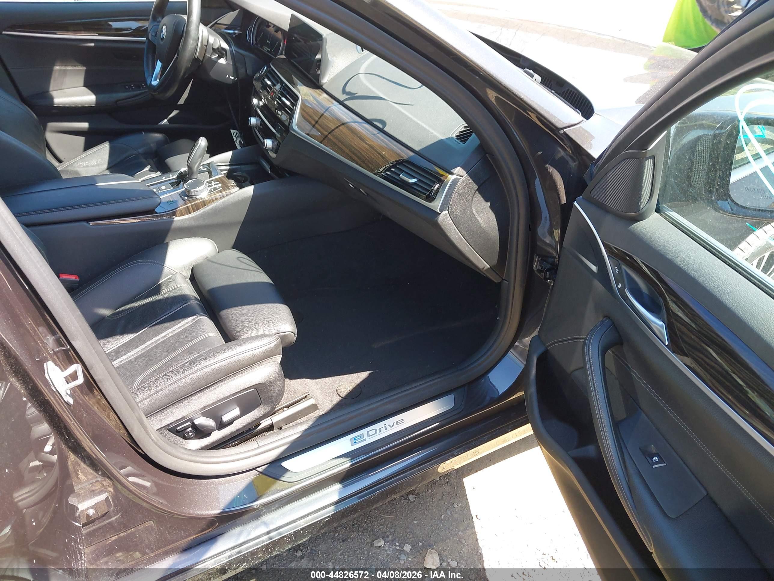 BMW 530E image 5