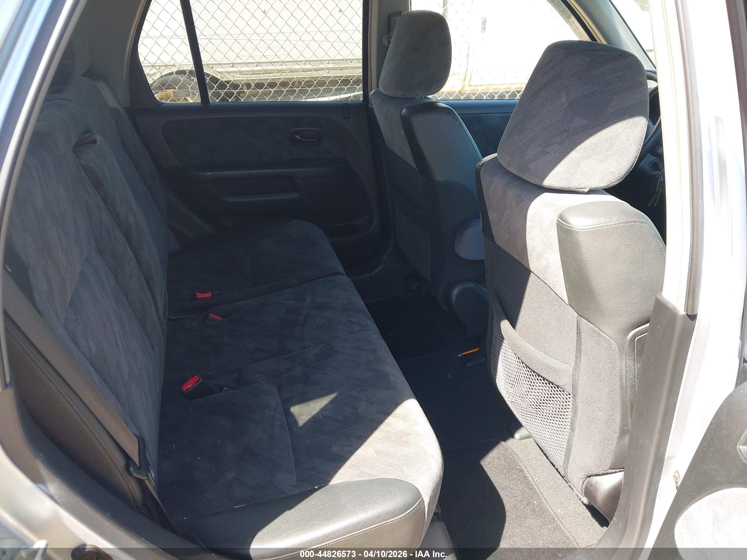 HONDA CR-V image 8