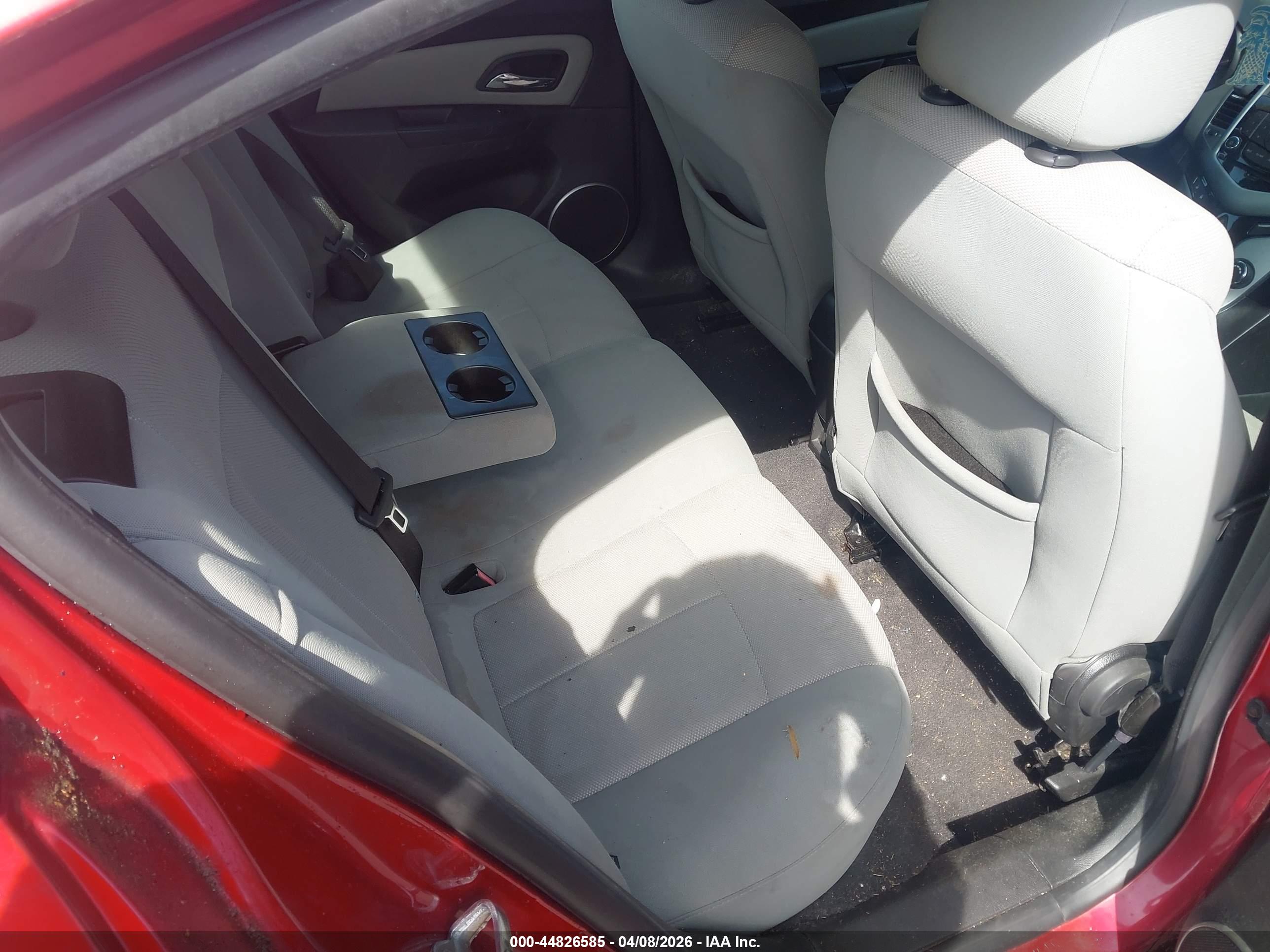 CHEVROLET CRUZE image 8