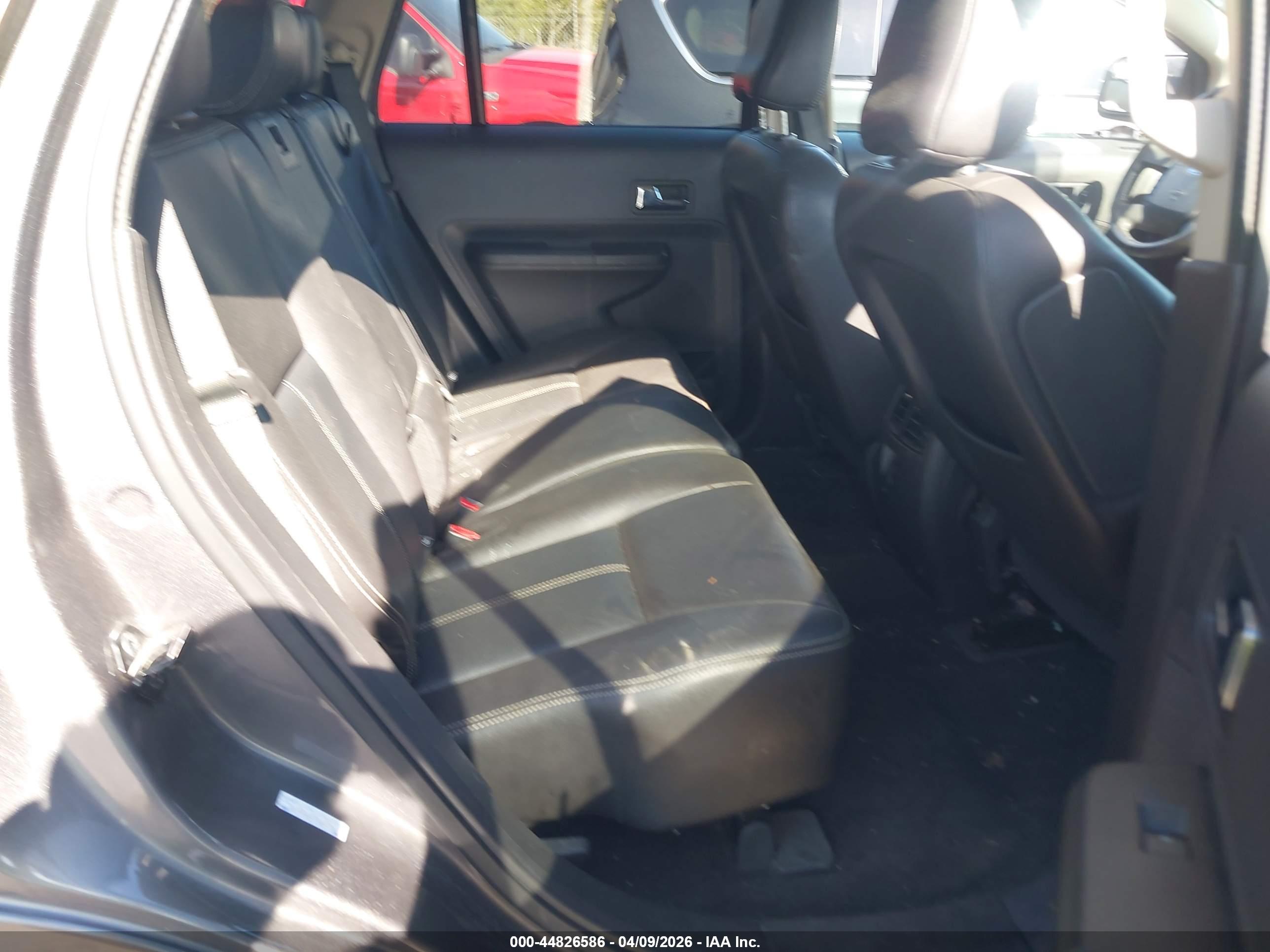 FORD EDGE image 8