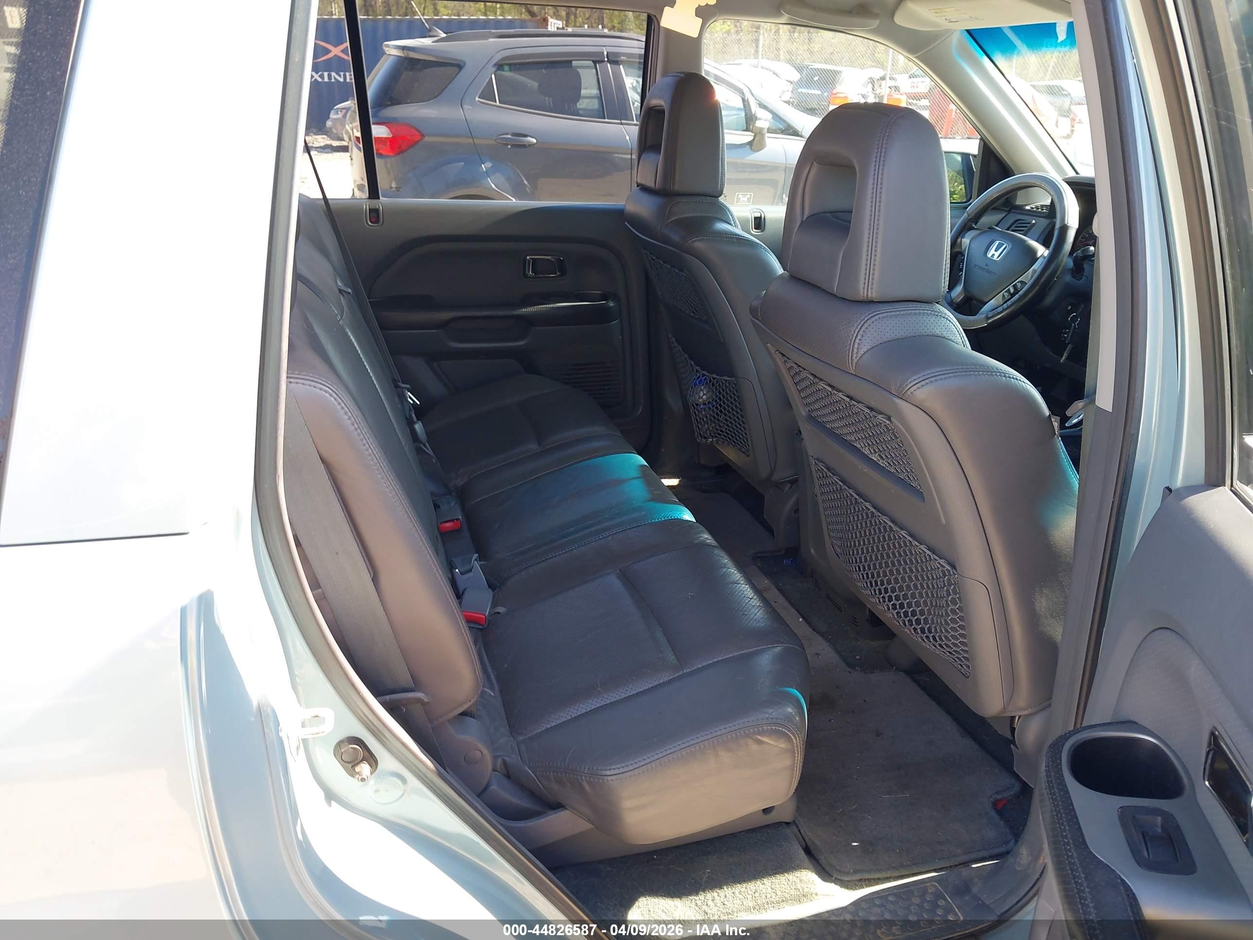 HONDA PILOT image 8