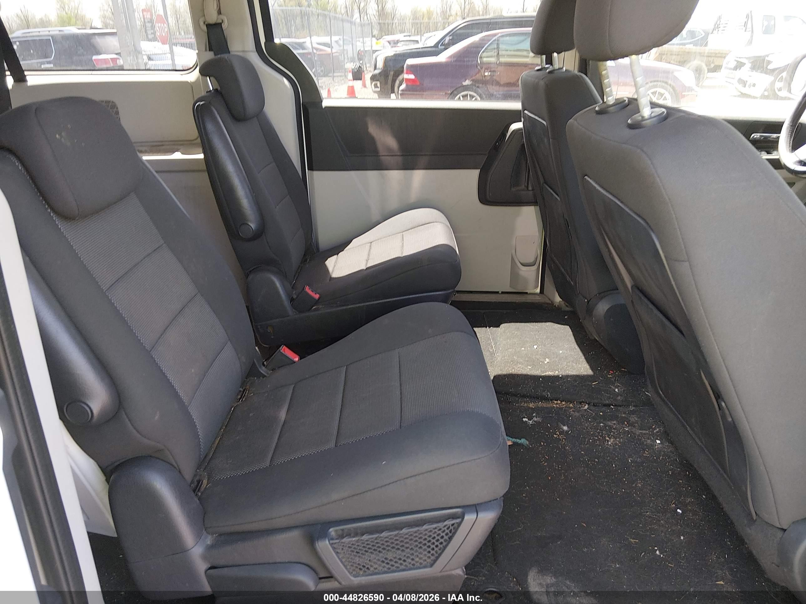 DODGE GRAND image 8