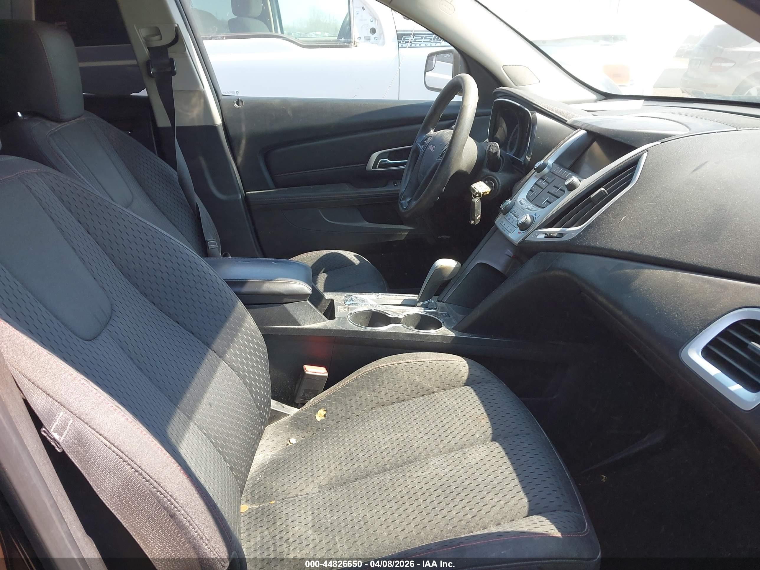 GMC TERRAIN image 5