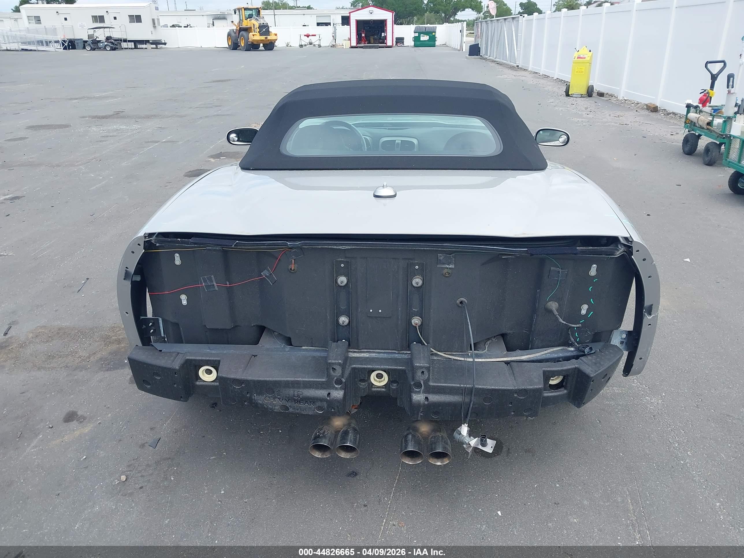 CHEVROLET CORVETTE image 6