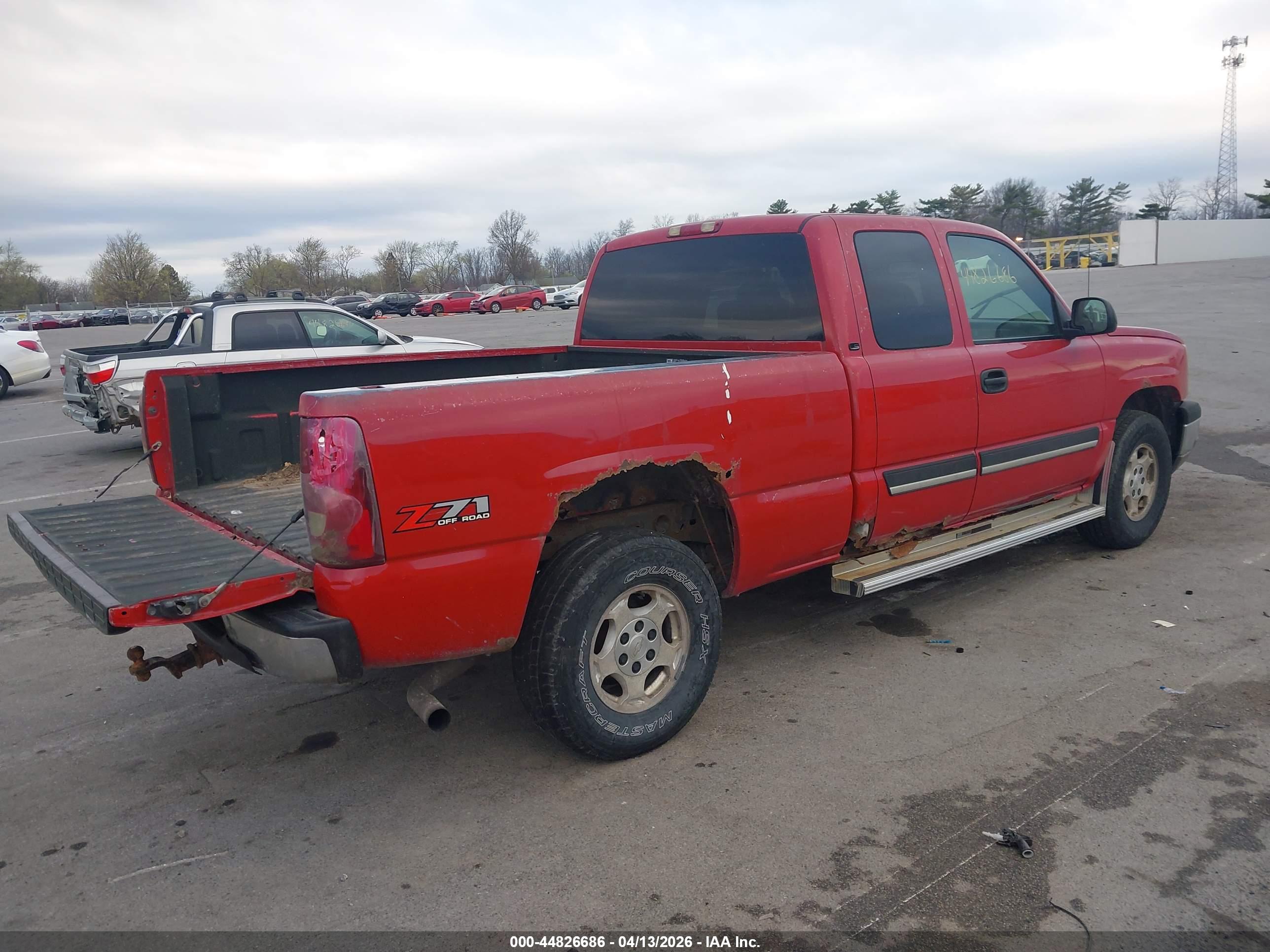 CHEVROLET SILVERADO image 4