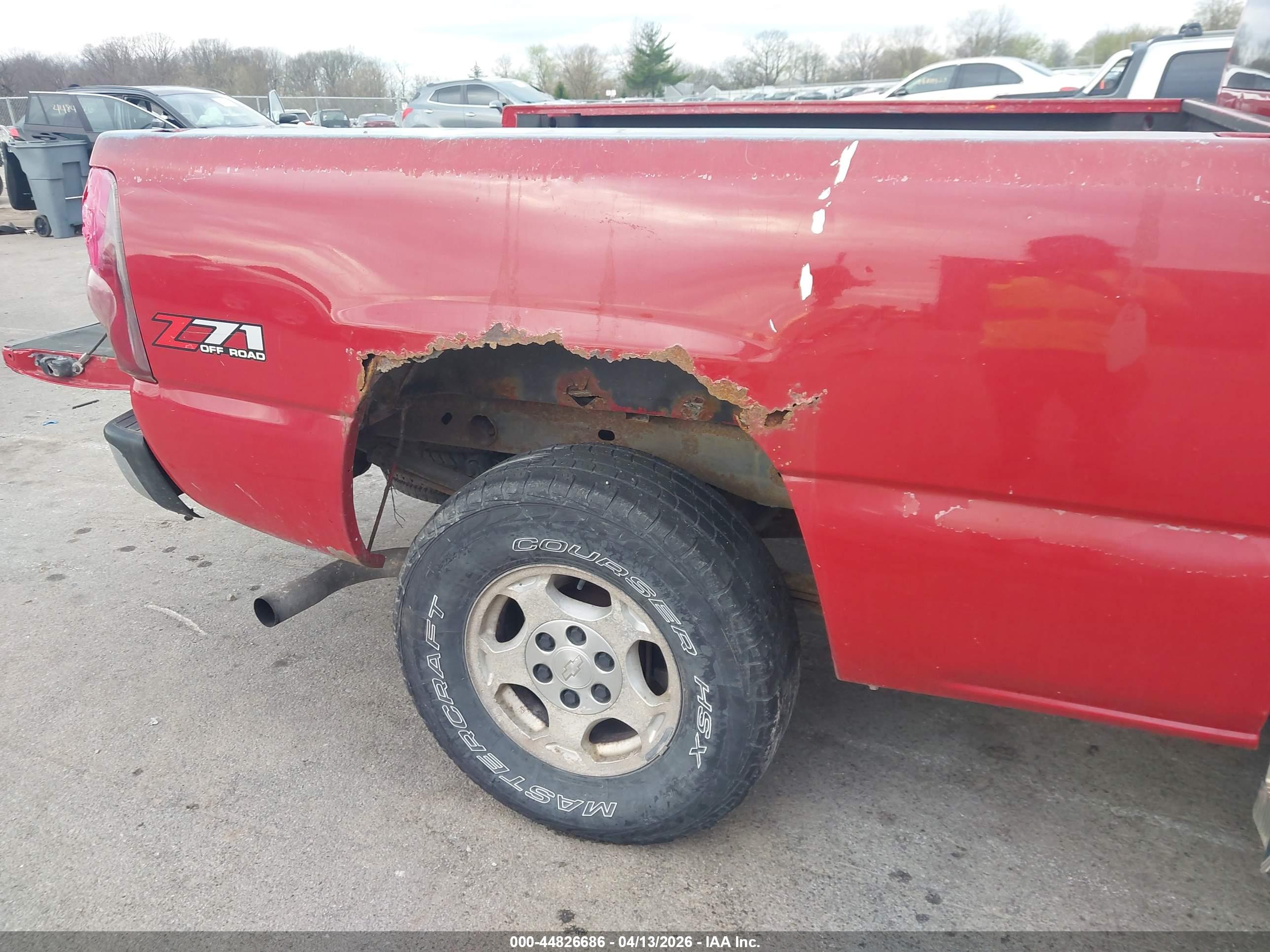 CHEVROLET SILVERADO image 6