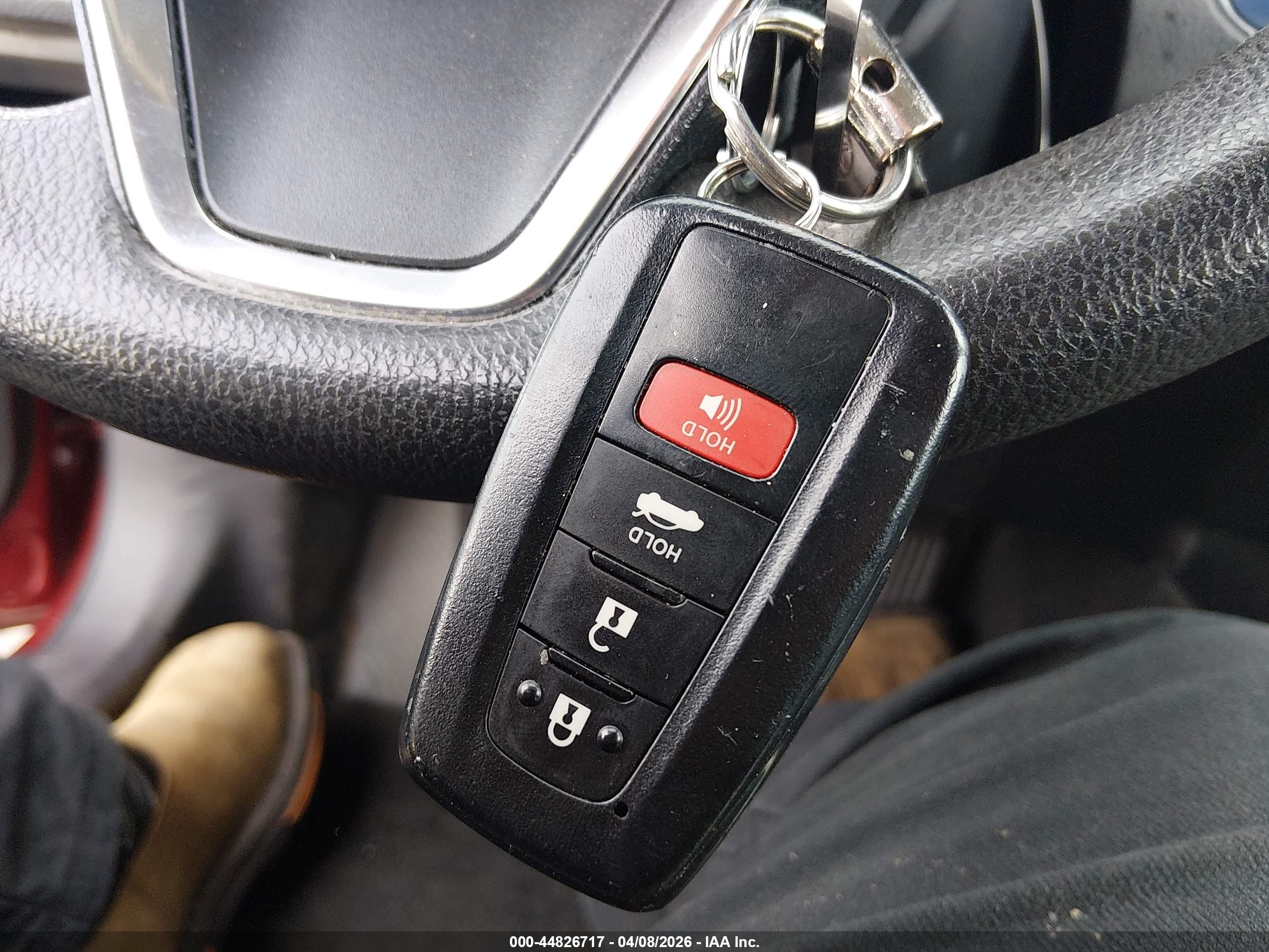 TOYOTA CAMRY image 11