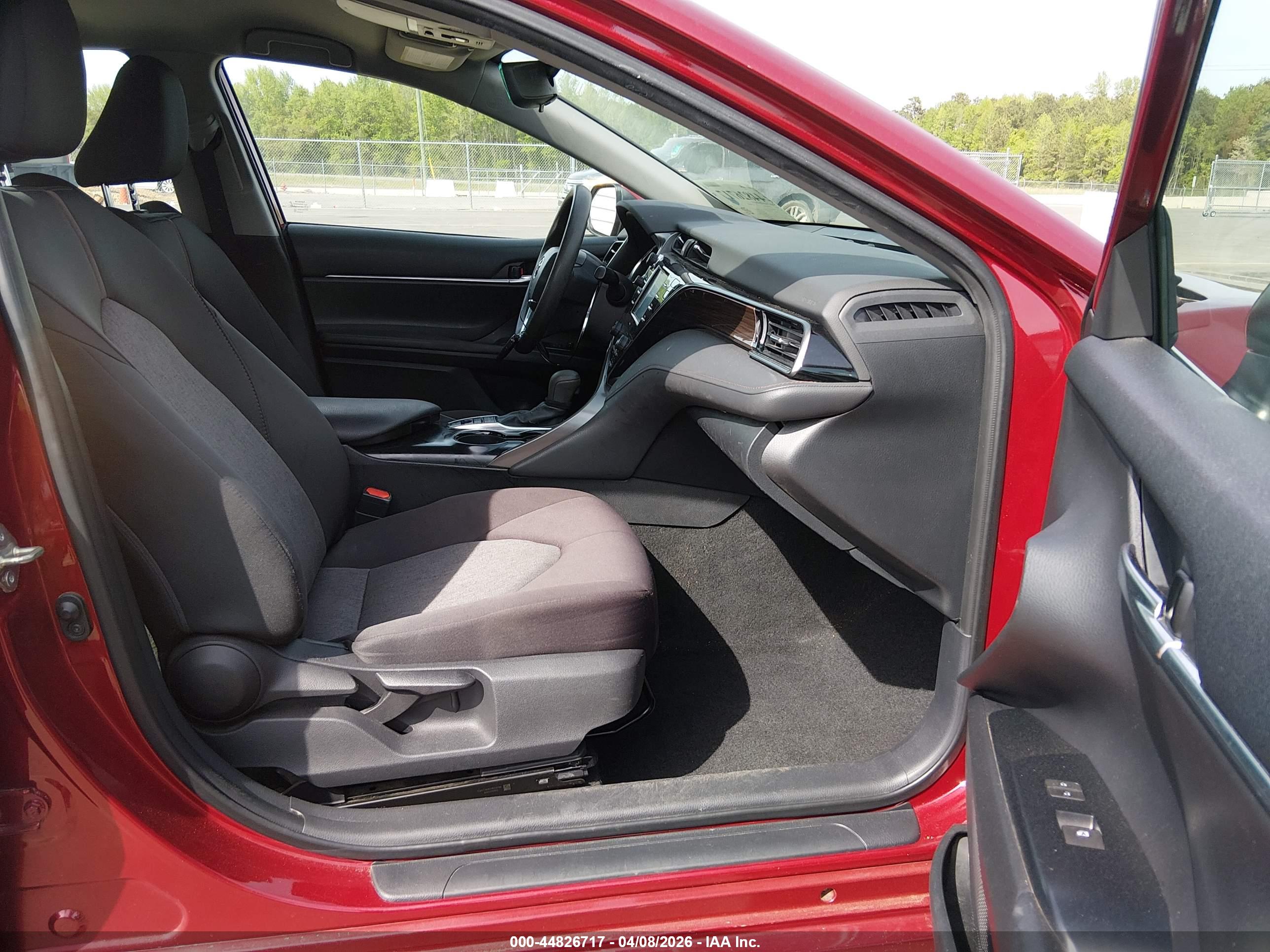 TOYOTA CAMRY image 5