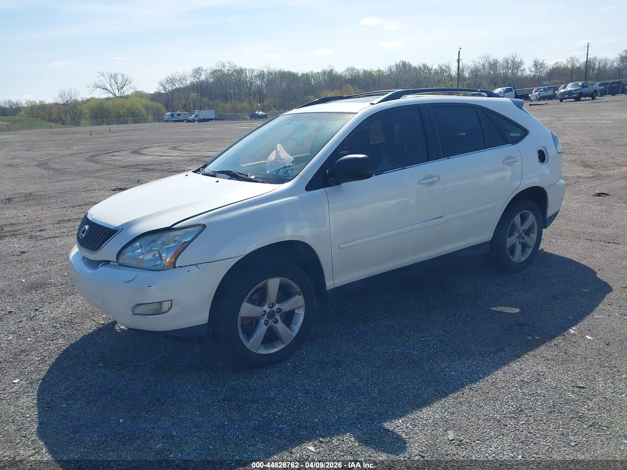 LEXUS RX image 2