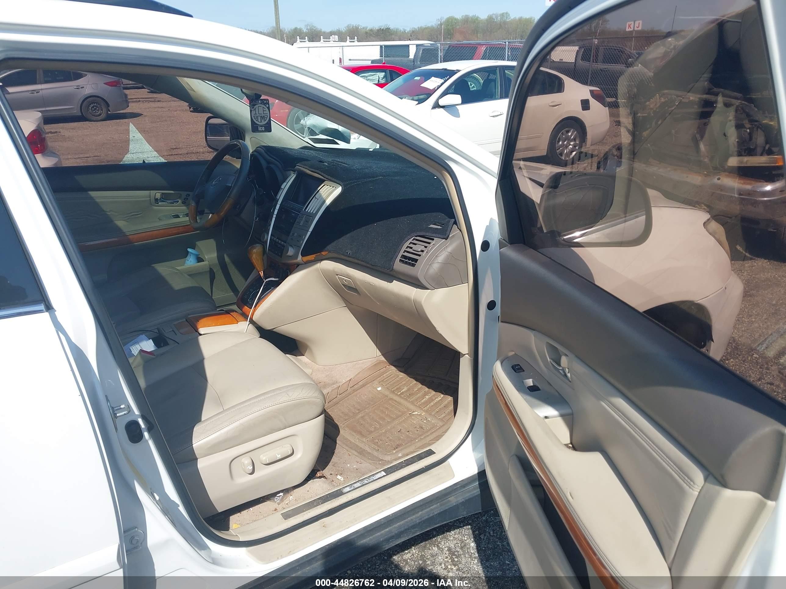 LEXUS RX image 5