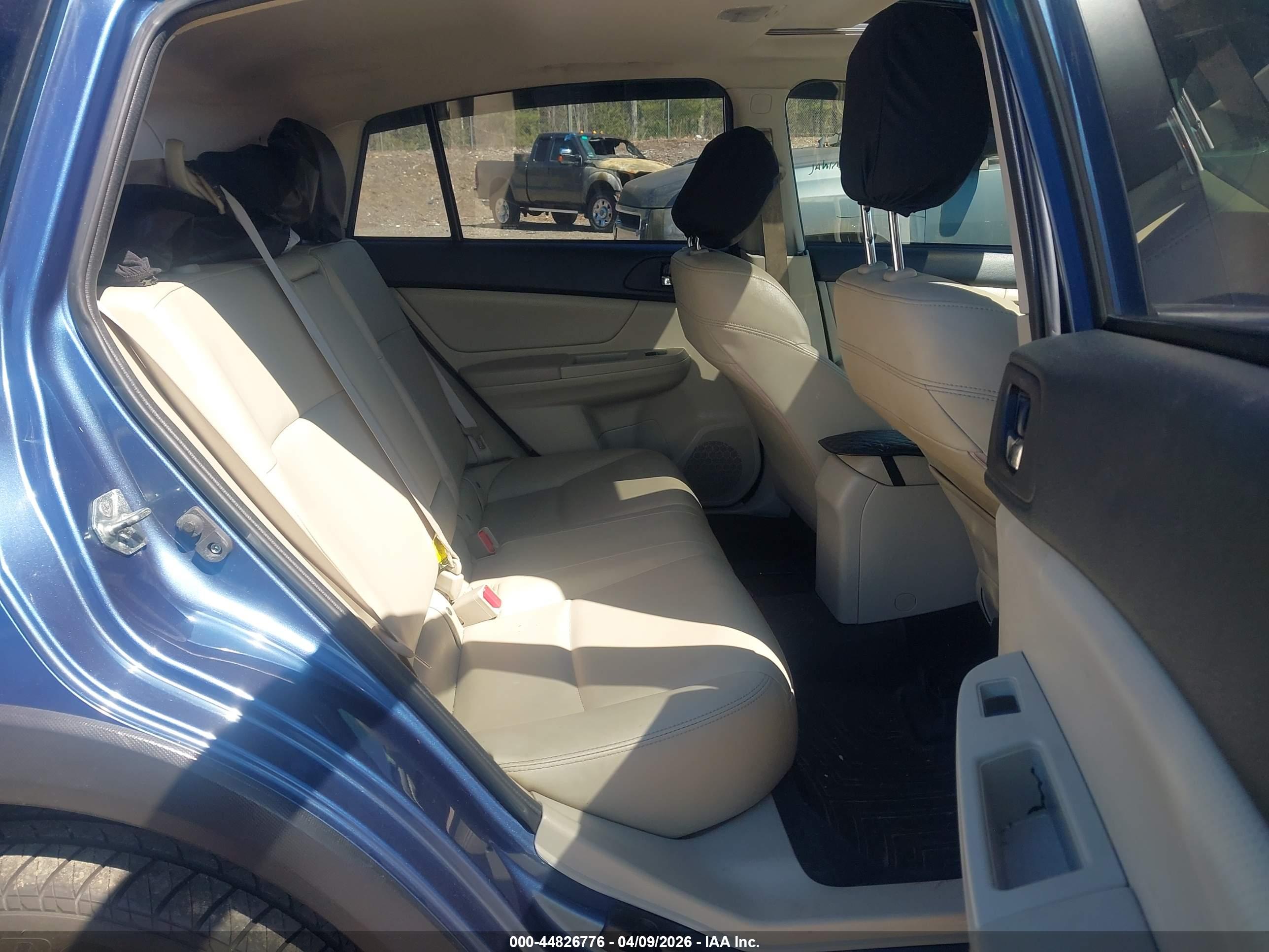 SUBARU XV image 8