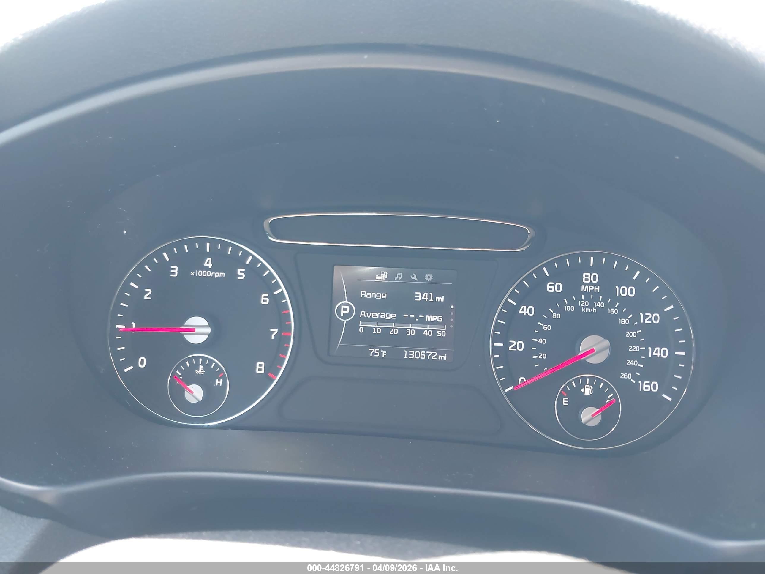 KIA SORENTO image 7